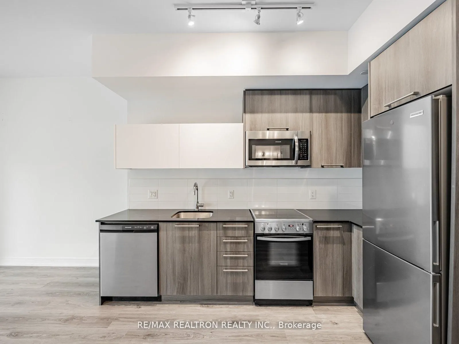 25 Neighbourhood Lane, #205