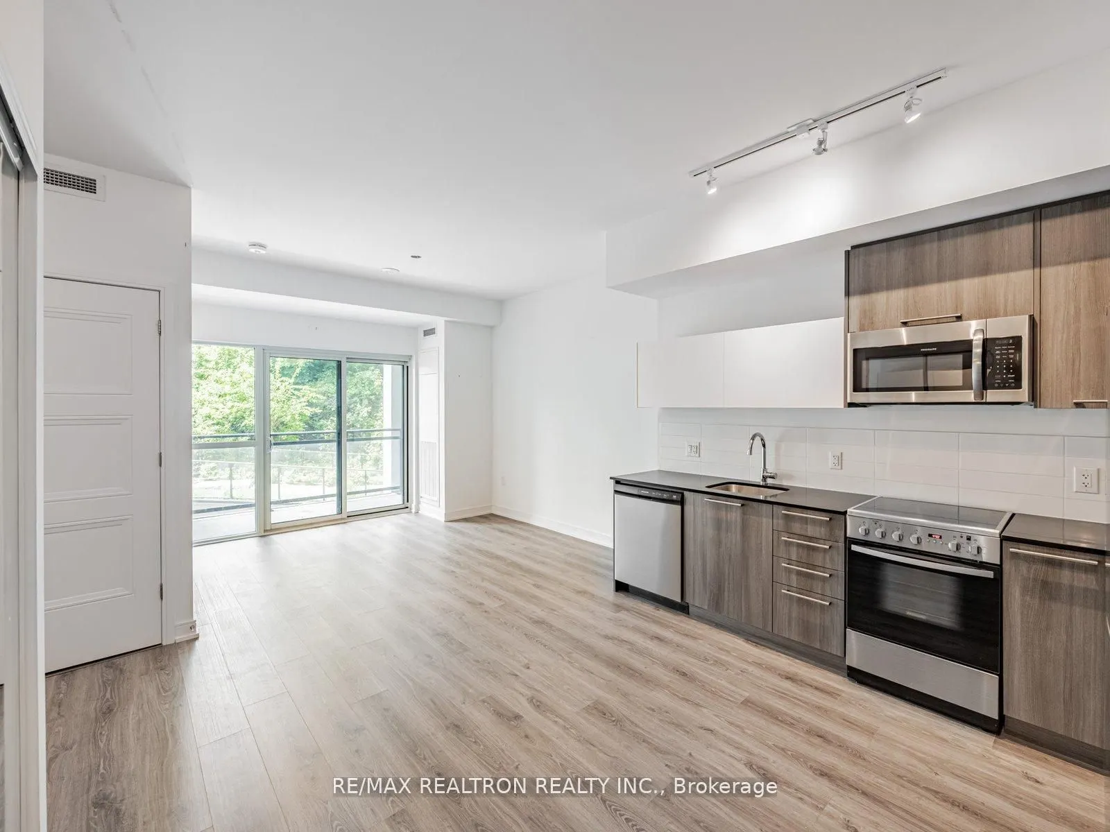25 Neighbourhood Lane, #205