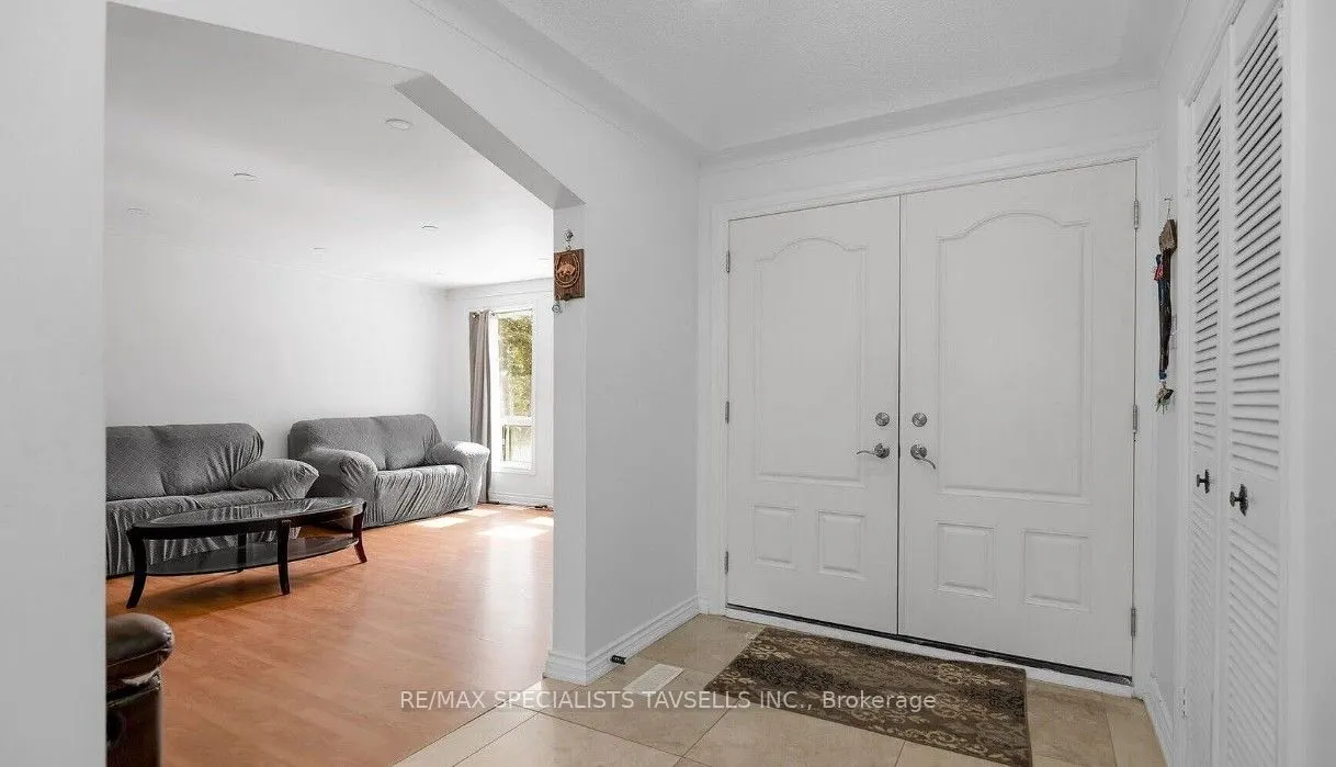 7236 Mayfield Road