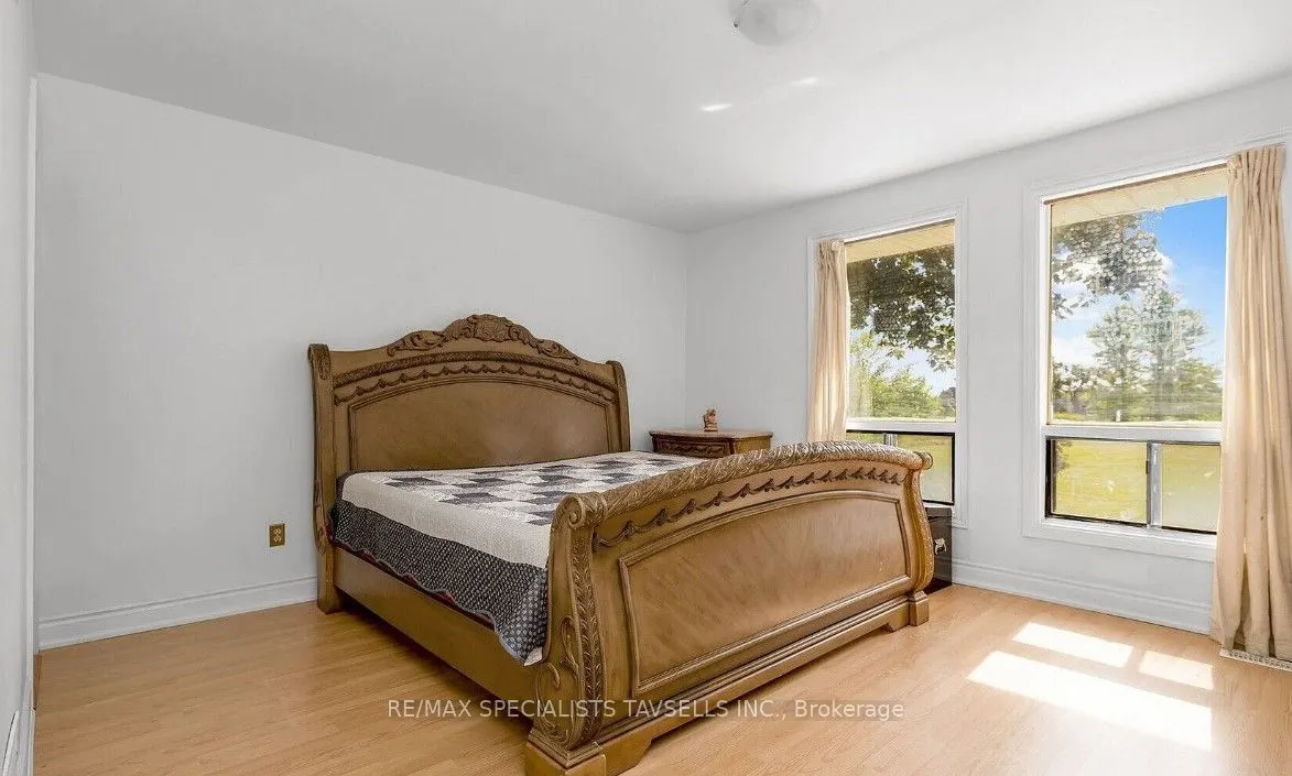 7236 Mayfield Road