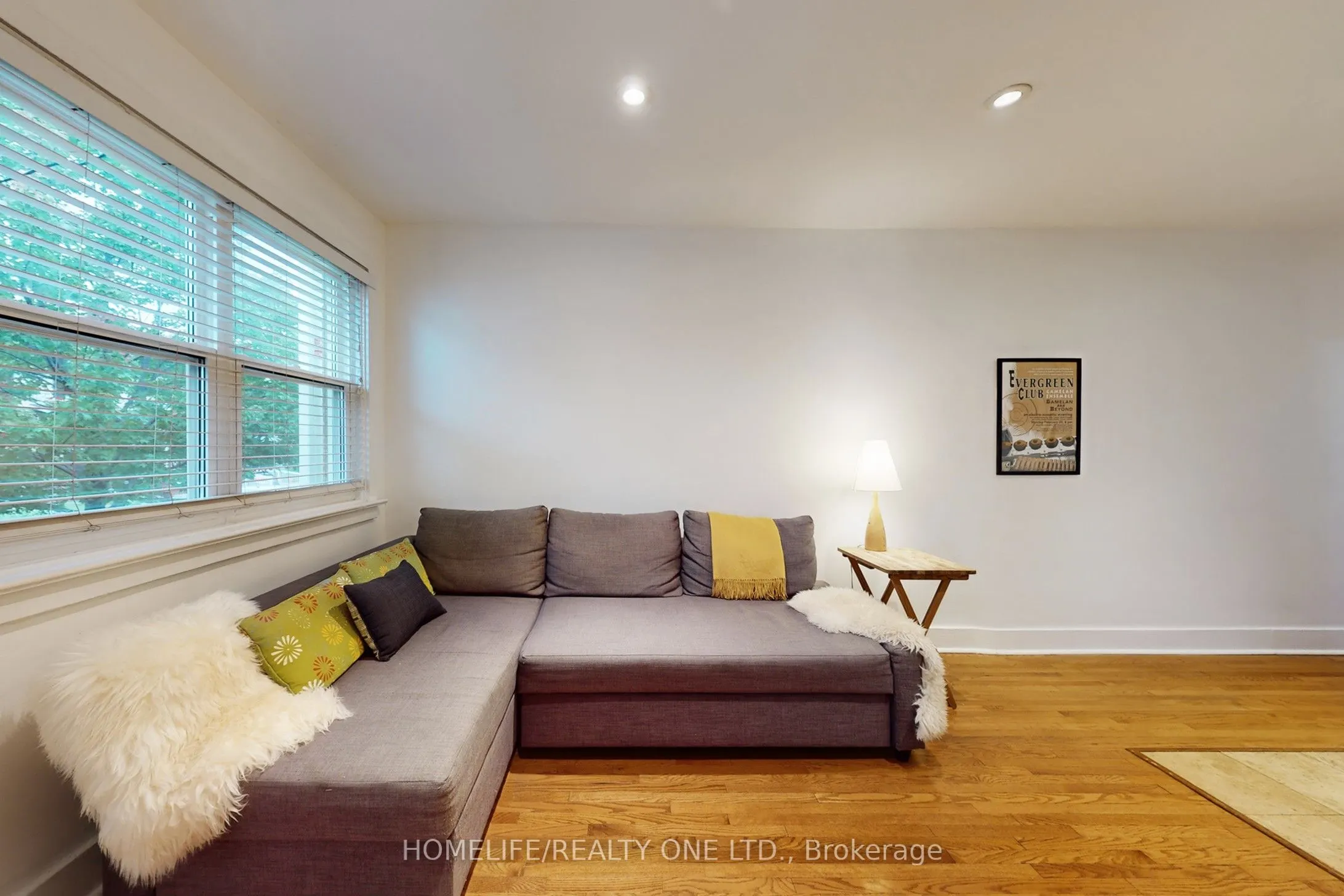 19 Morland Road