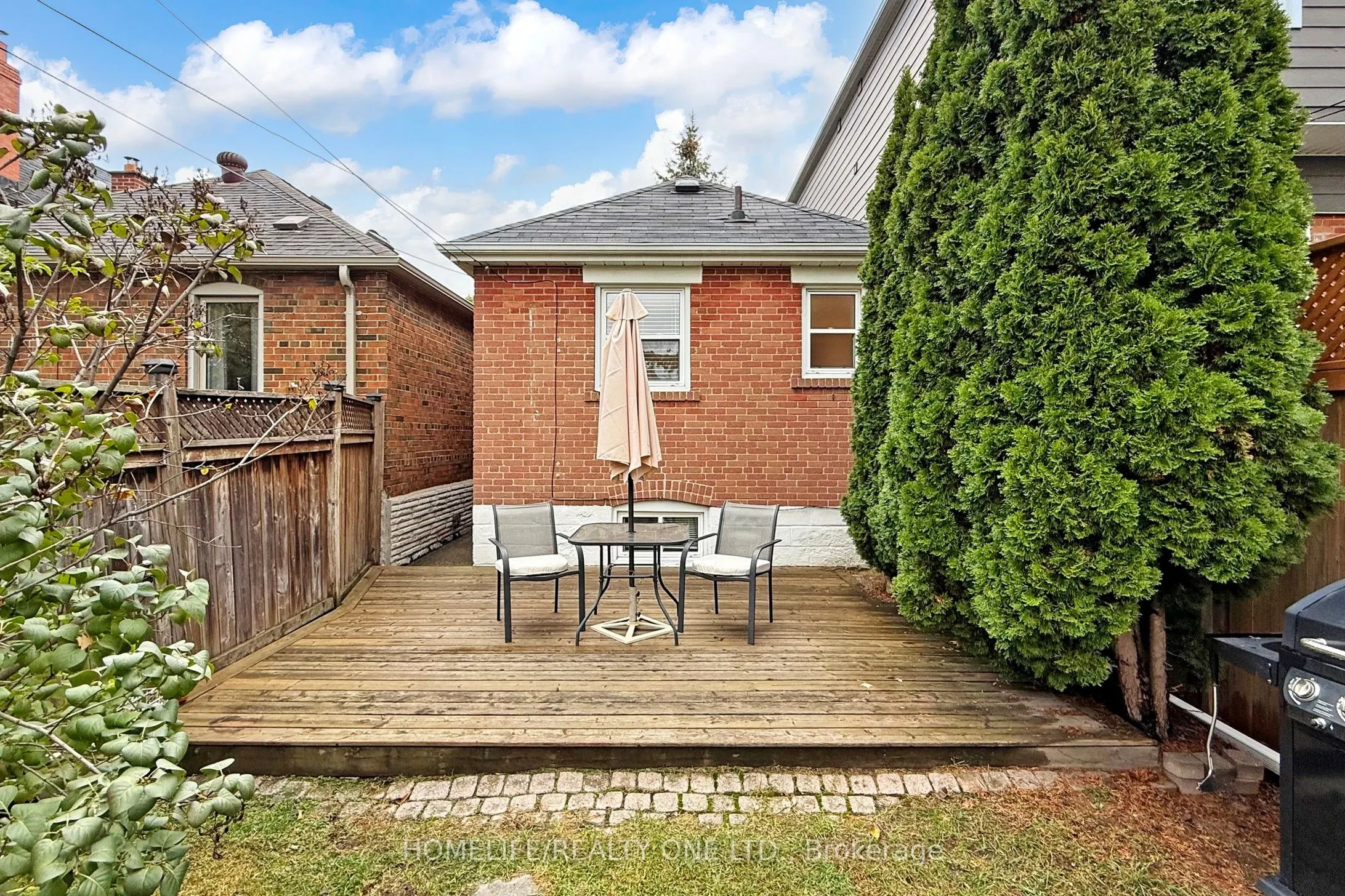 19 Morland Road