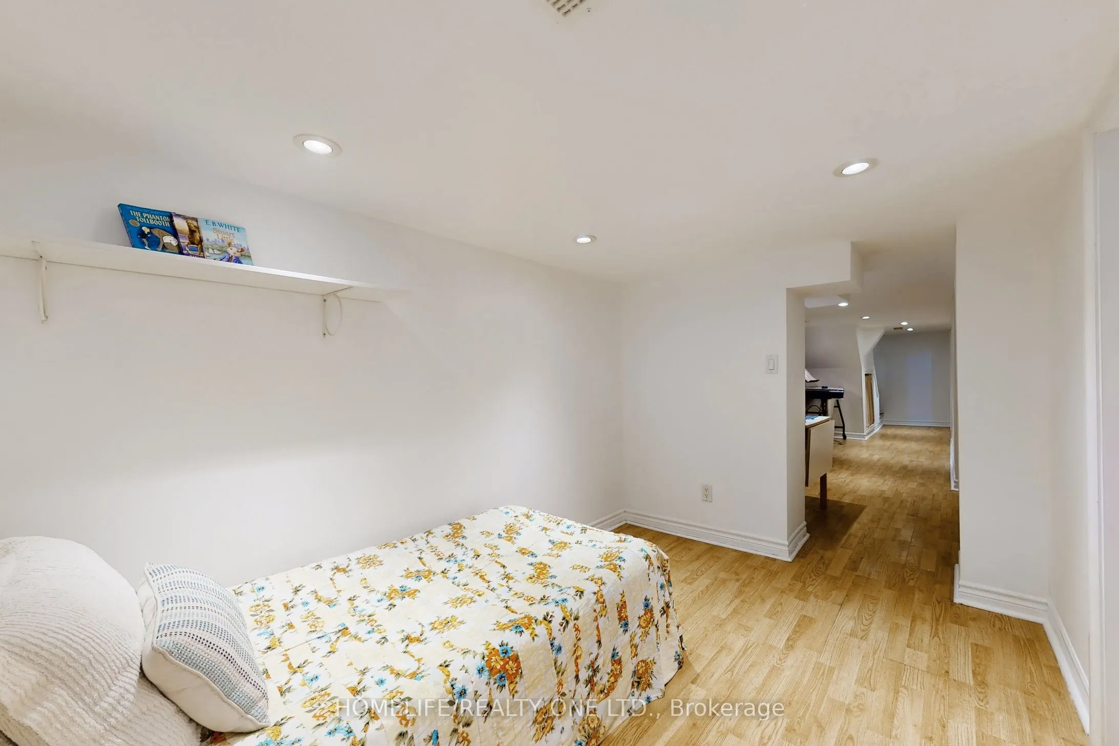 19 Morland Road