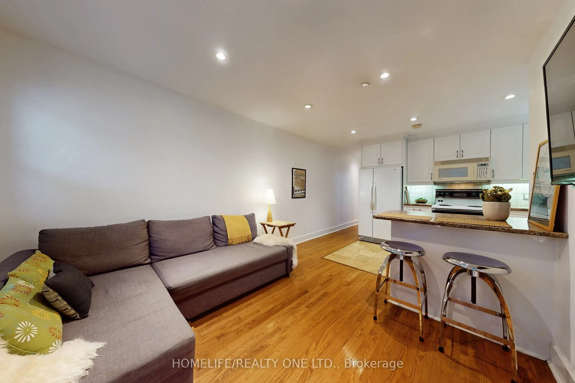 19 Morland Road