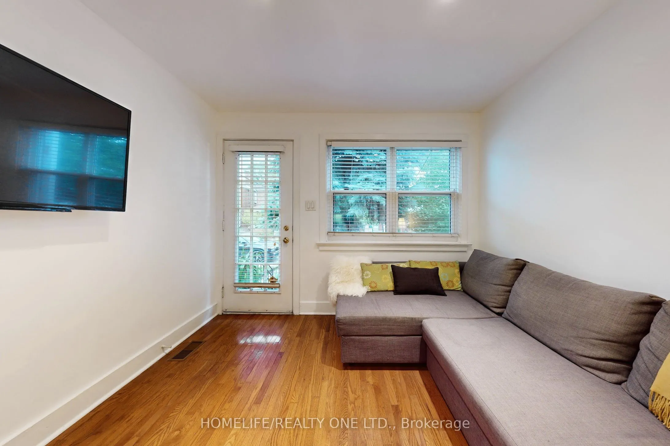 19 Morland Road