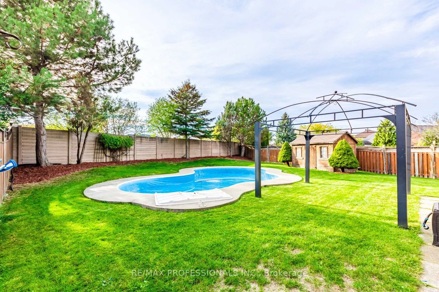 62 Banington Crescent