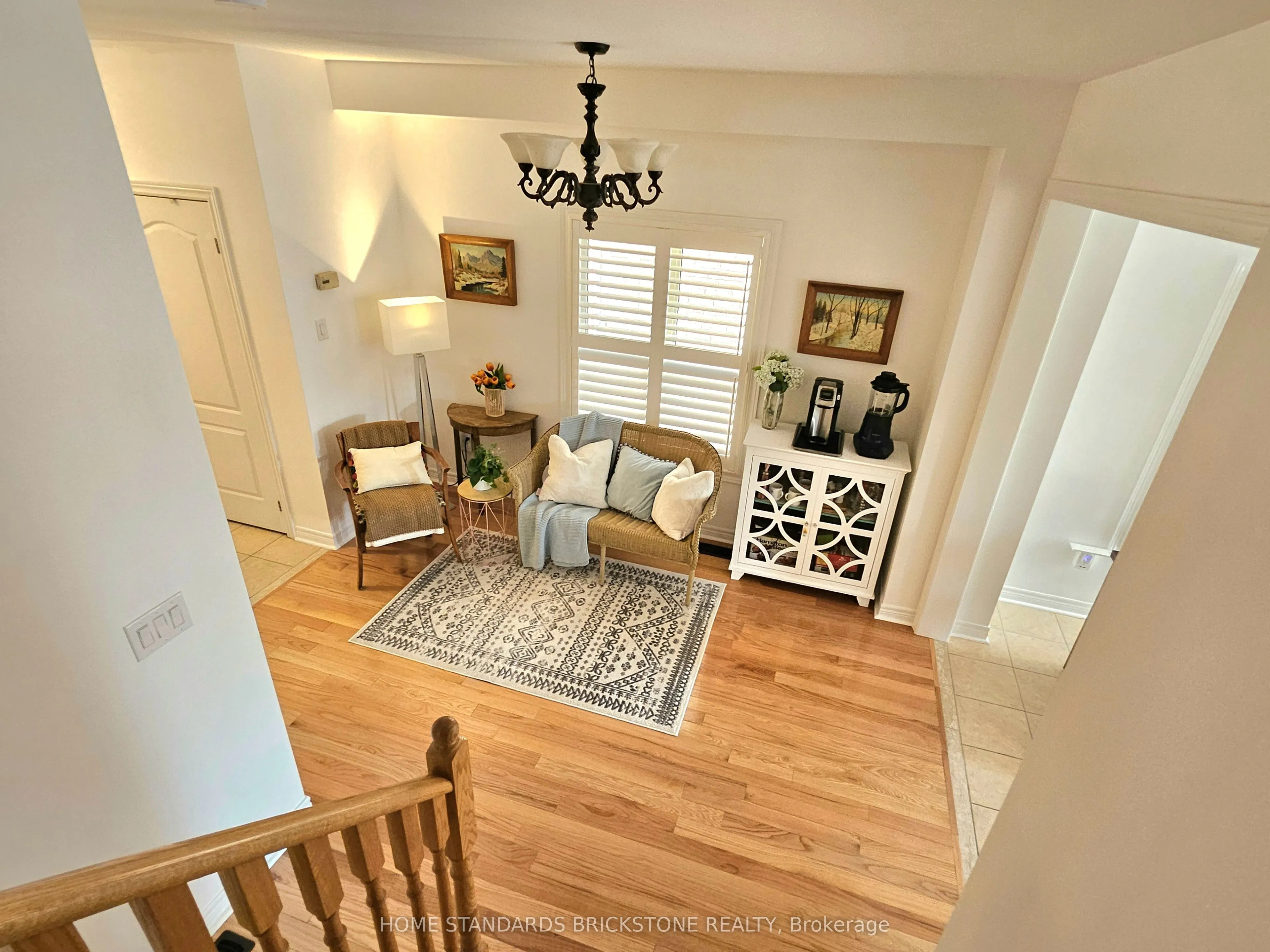 50 Versailles Crescent