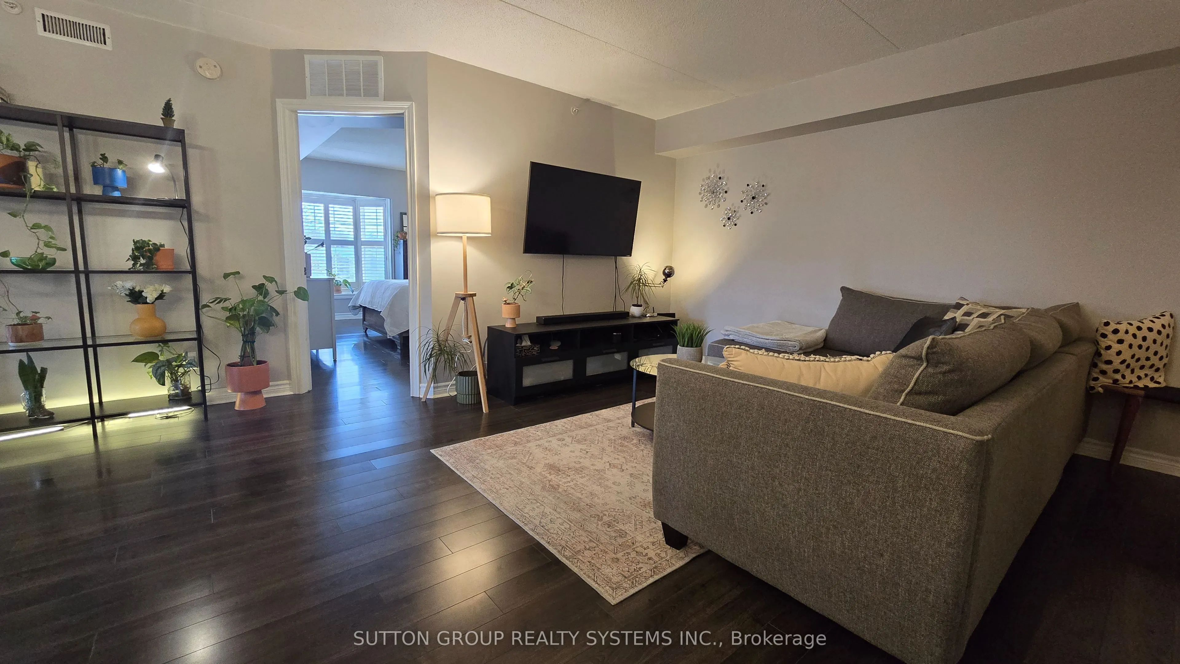 4005 Kilmer Drive, #301
