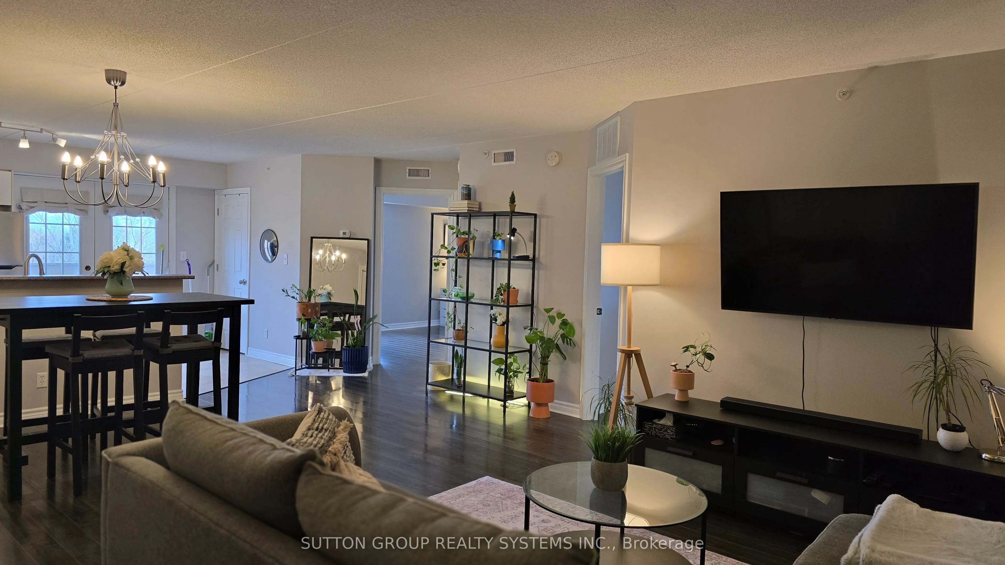 4005 Kilmer Drive, #301