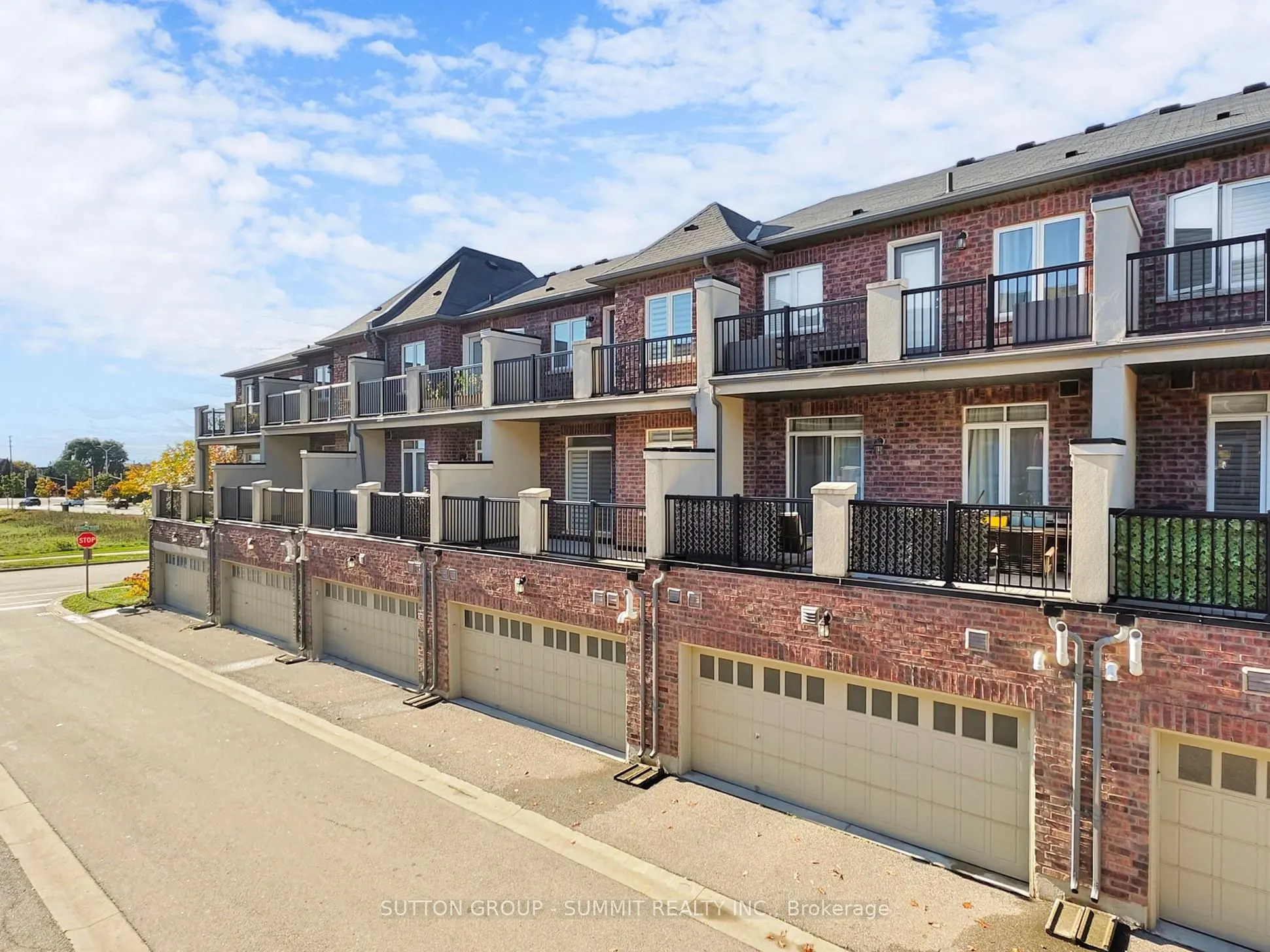 3050 EBERLY WOODS Drive