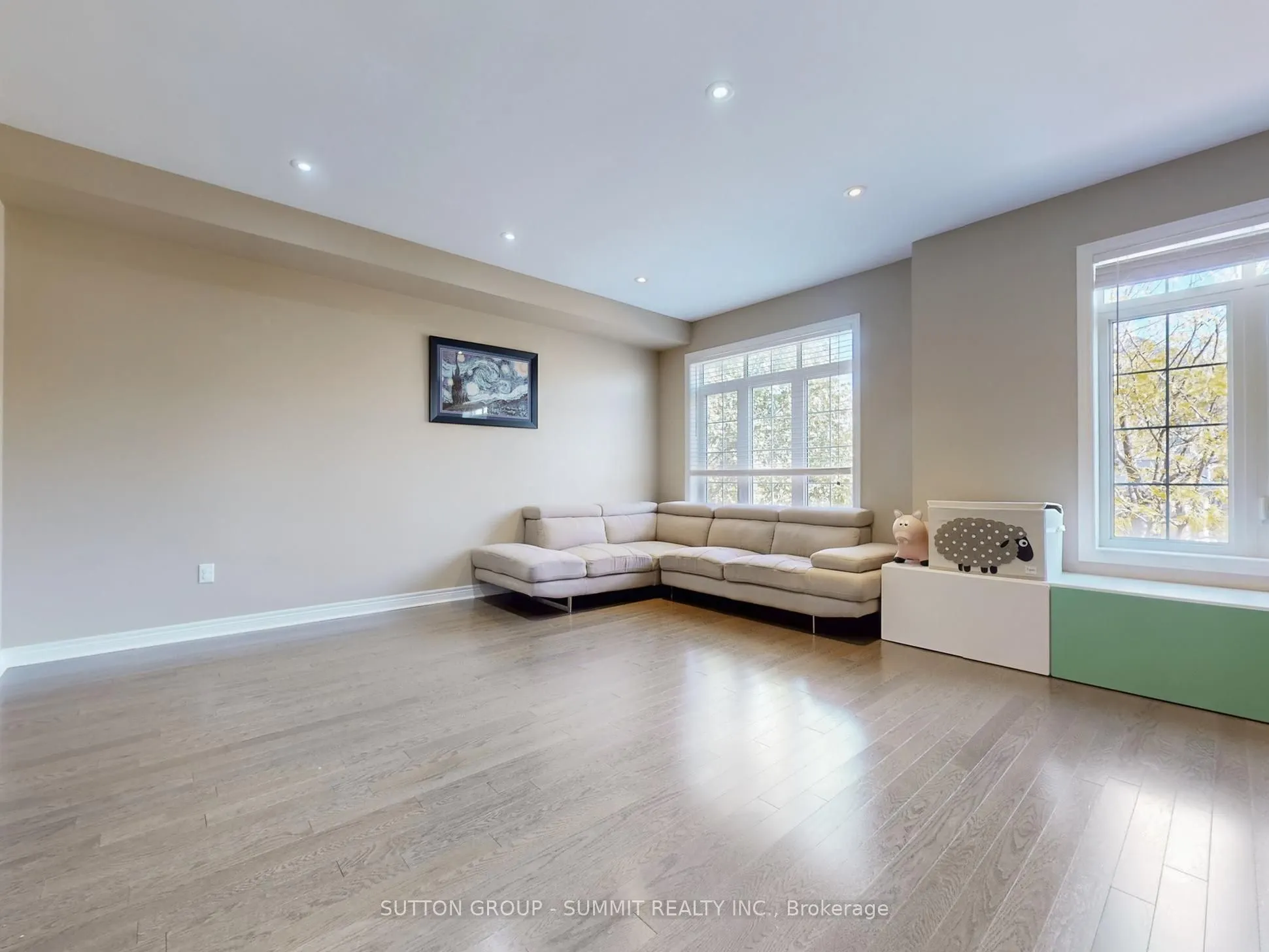 3050 EBERLY WOODS Drive