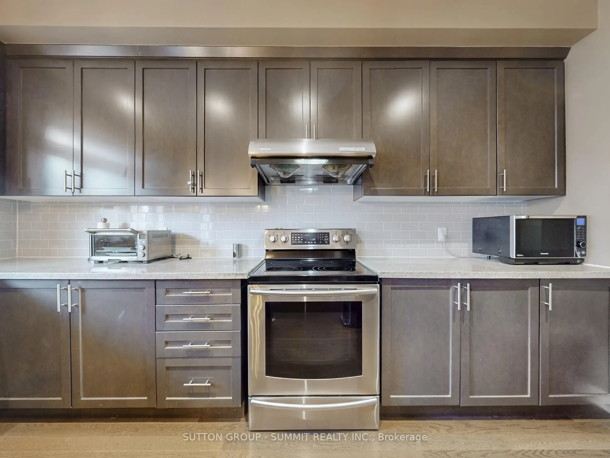 3050 EBERLY WOODS Drive