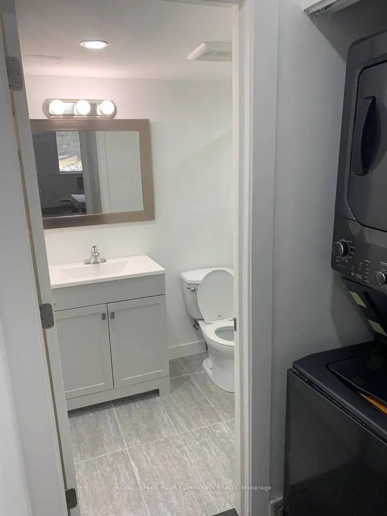 1450 Glen Abbey Gate, #1011