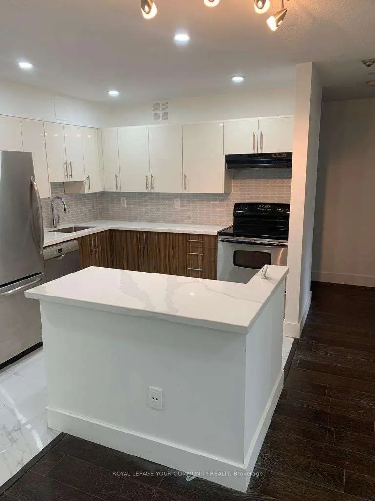 1450 Glen Abbey Gate, #1011