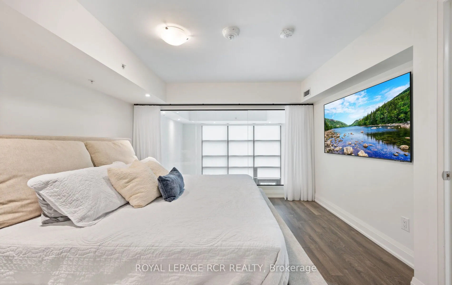 65 Yorkland Boulevard, #107