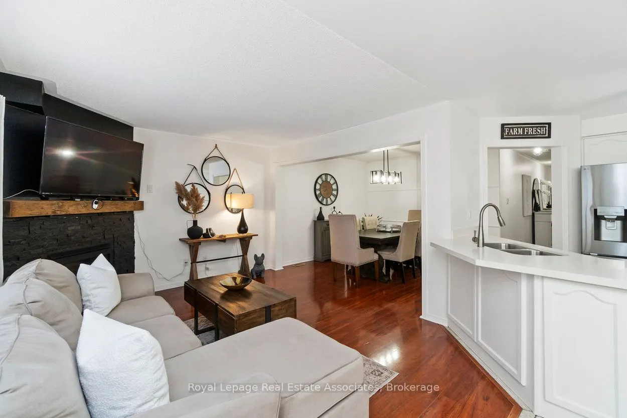 11 Redfinch Way