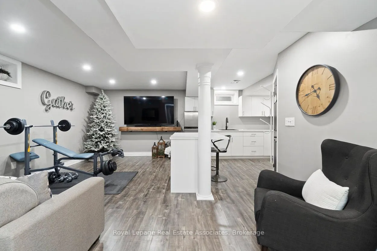 11 Redfinch Way