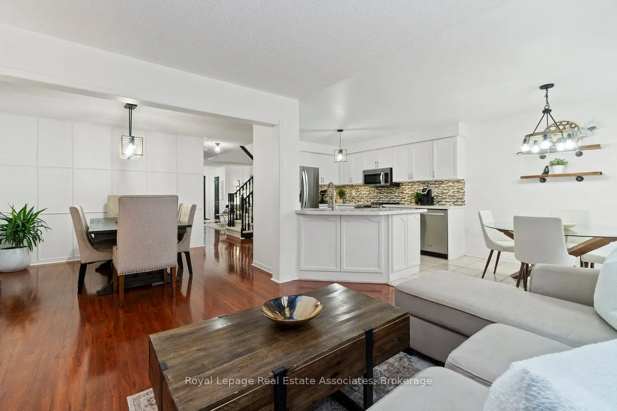 11 Redfinch Way