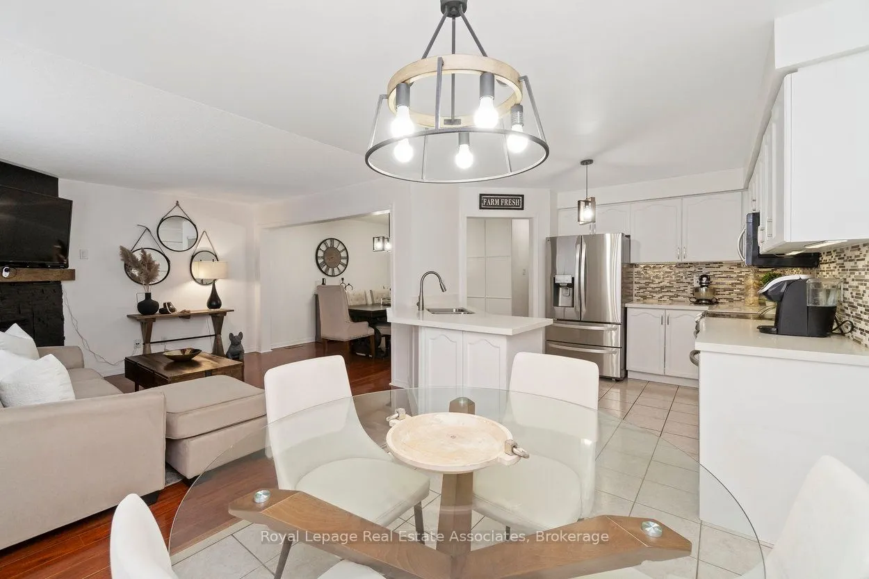 11 Redfinch Way