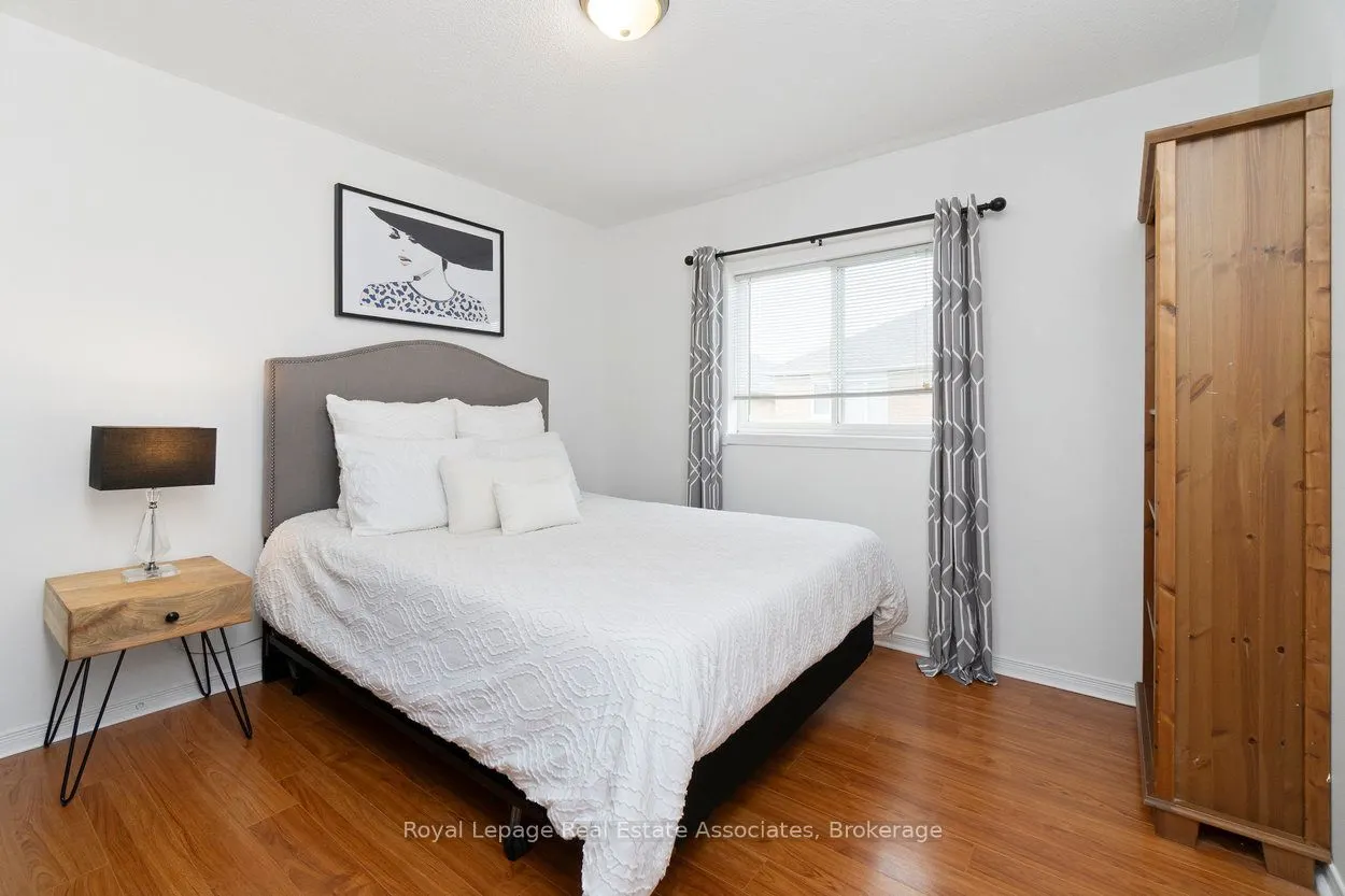 11 Redfinch Way