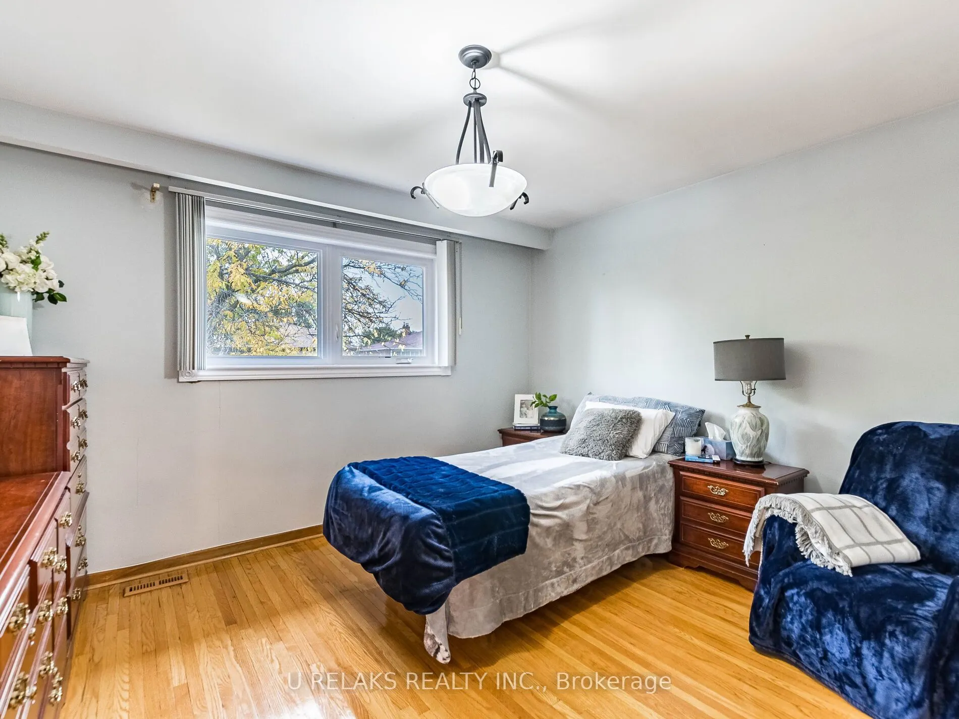 7497 Middleshire Drive