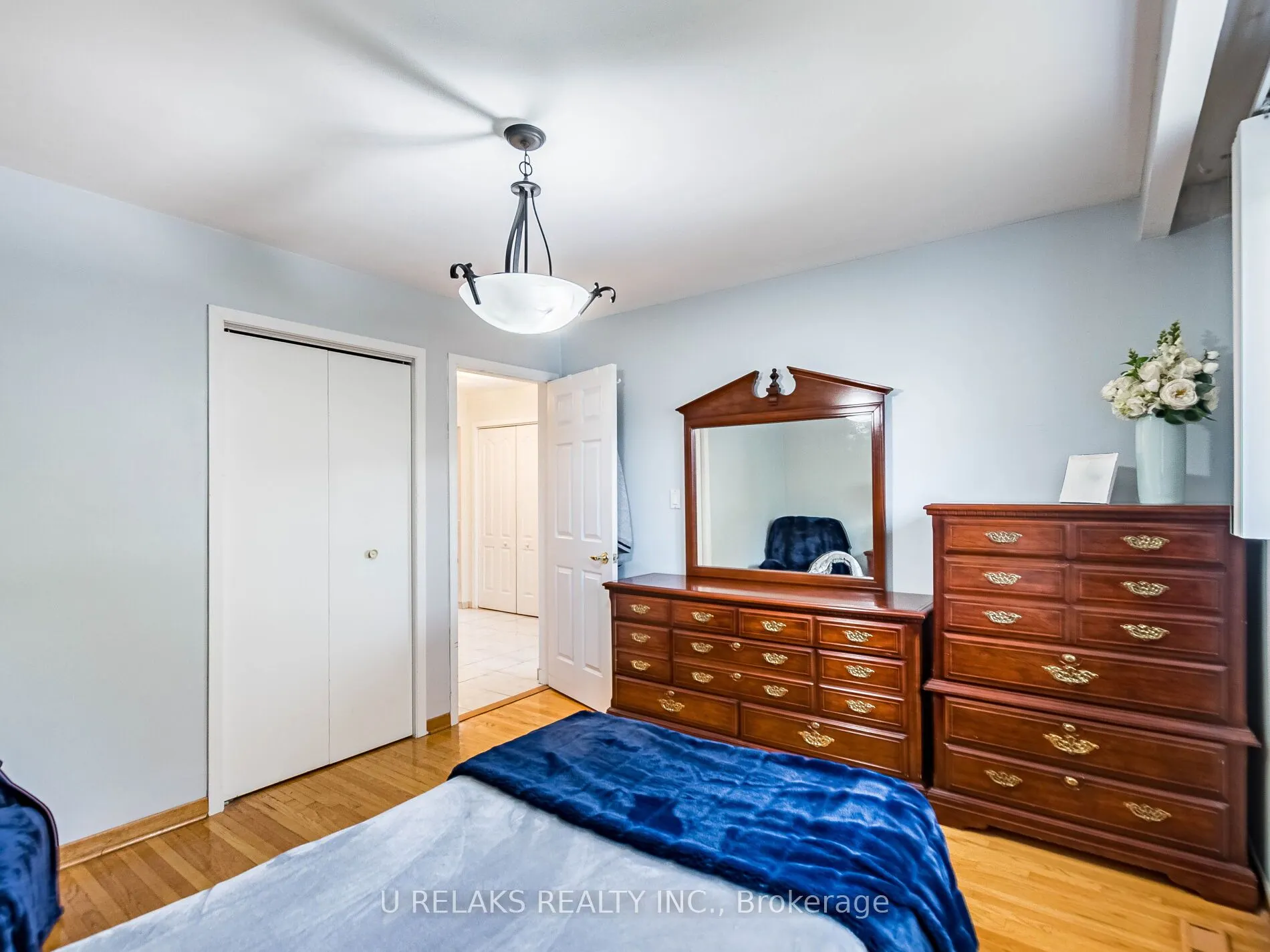 7497 Middleshire Drive
