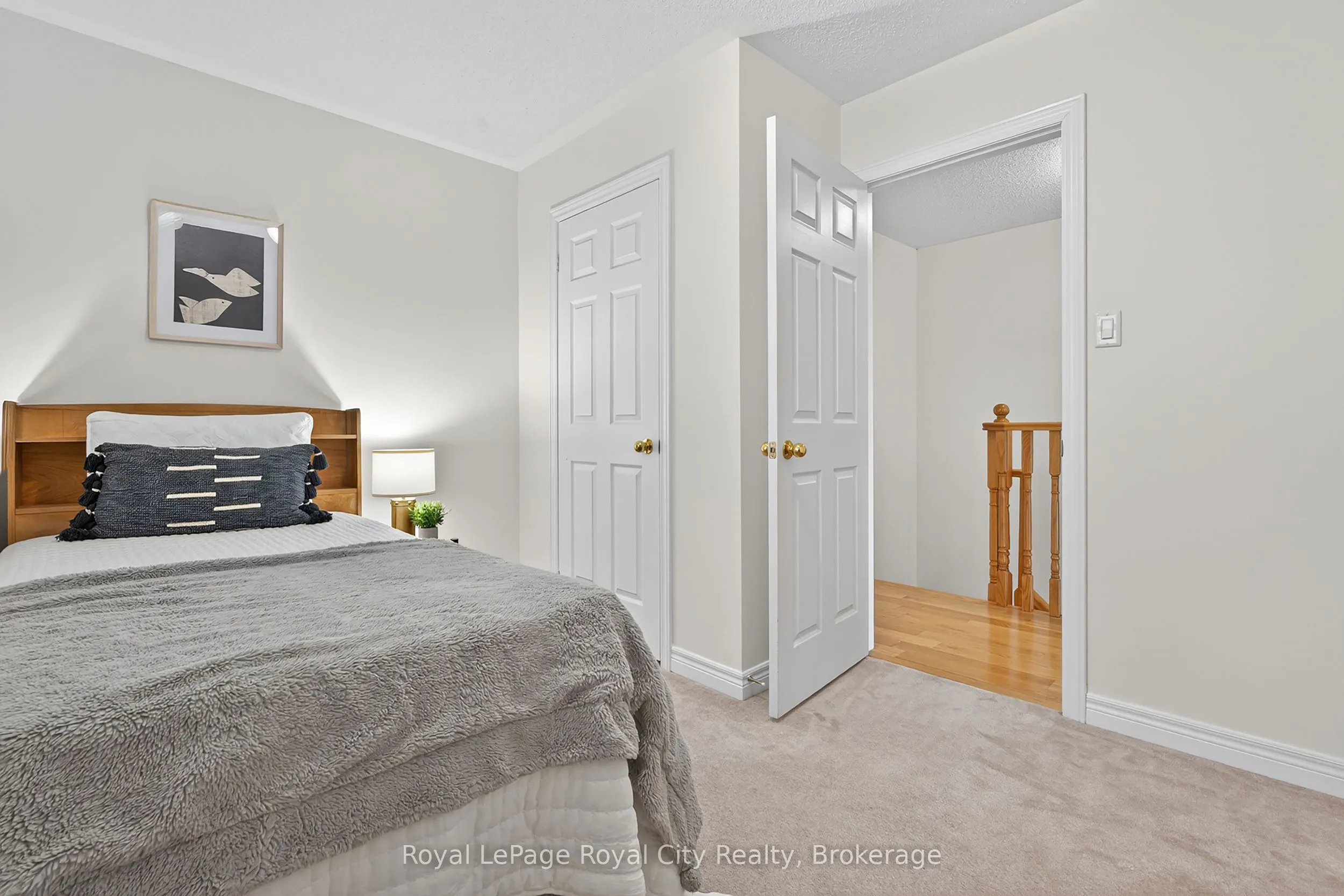 275 Comiskey Crescent