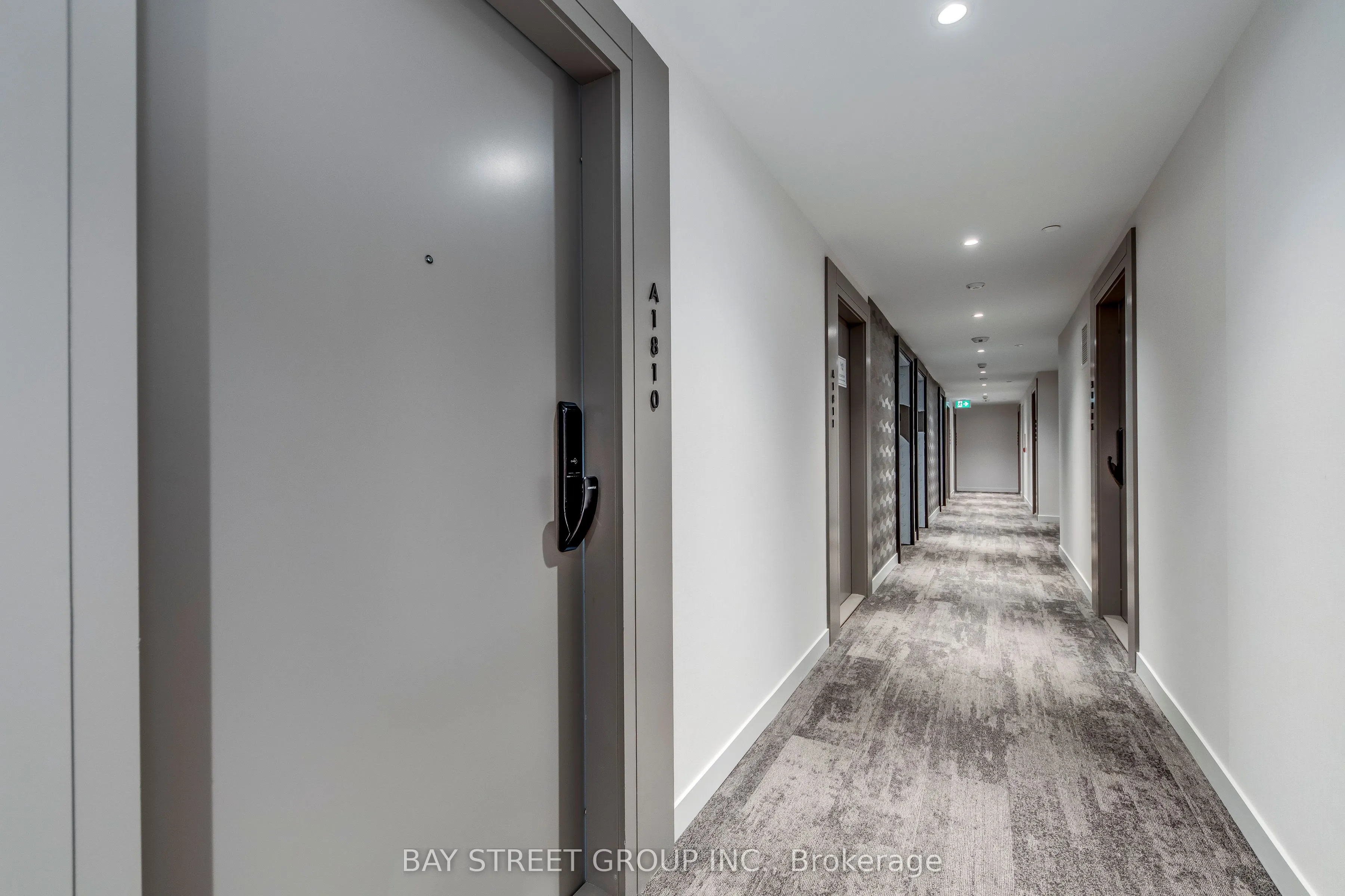 3079 Trafalgar Road, #1810