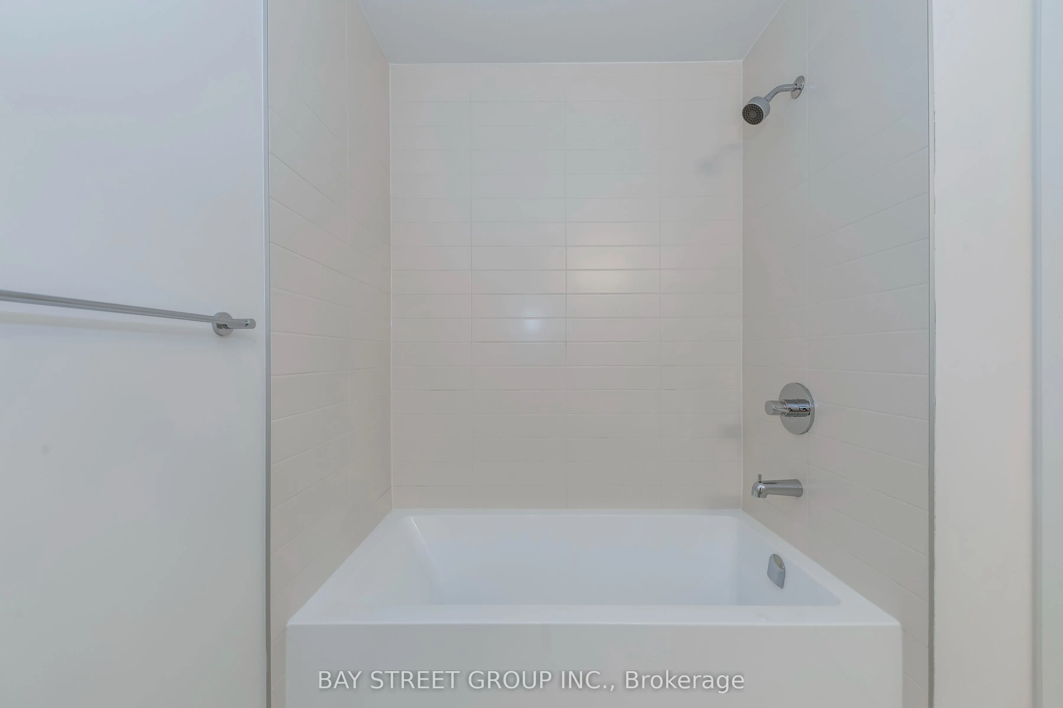 3079 Trafalgar Road, #1810