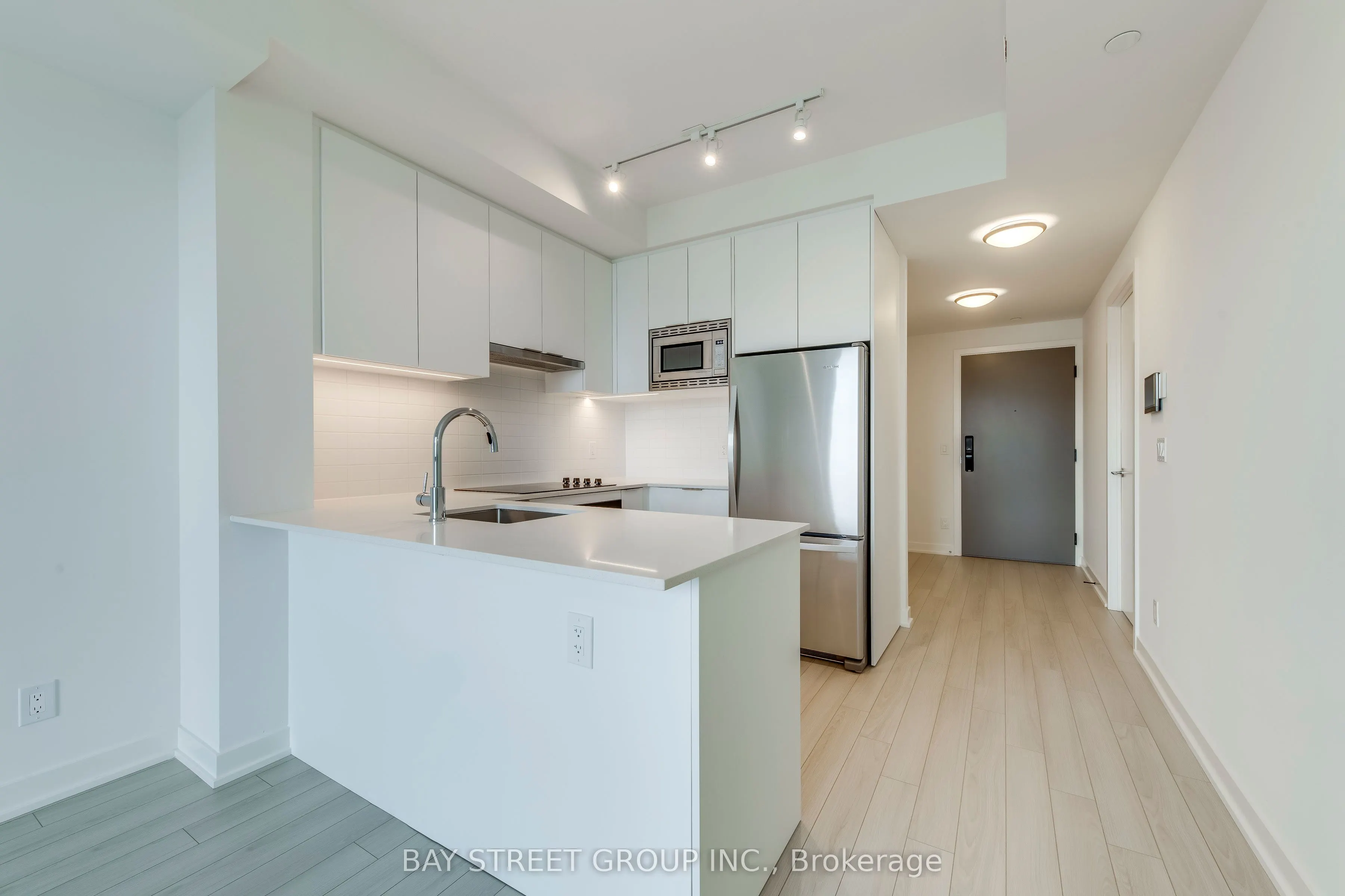 3079 Trafalgar Road, #1810