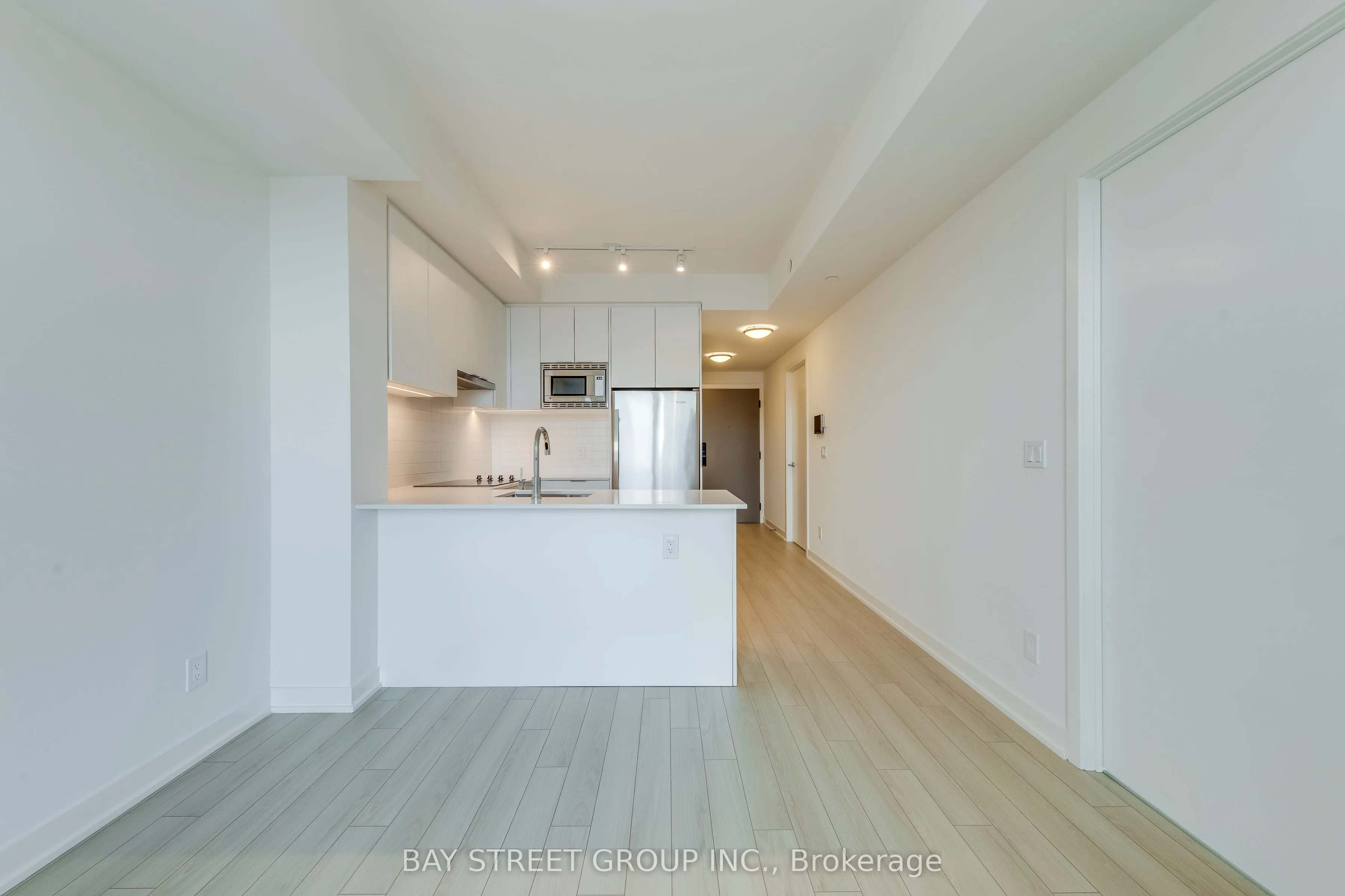 3079 Trafalgar Road, #1810