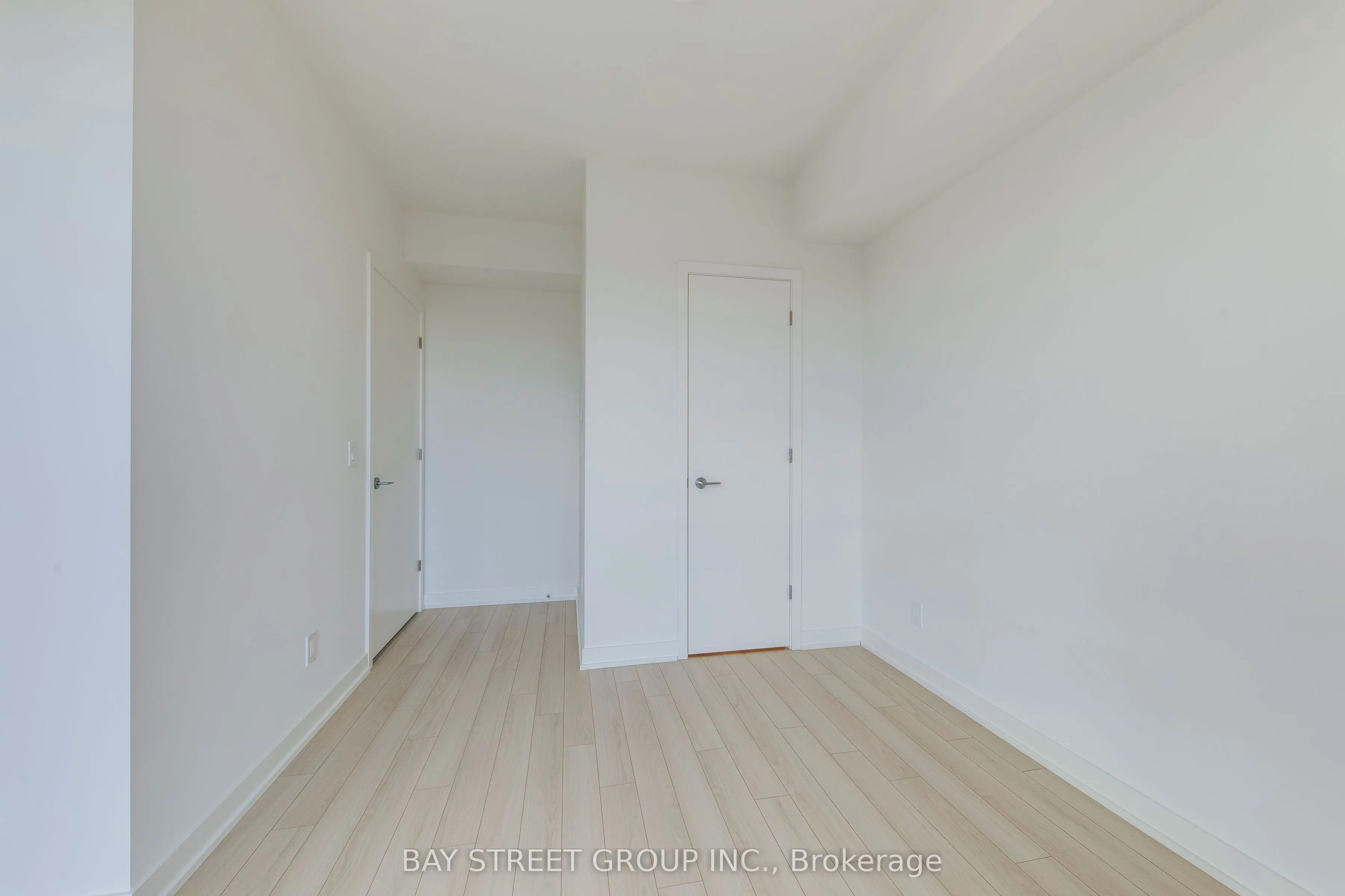 3079 Trafalgar Road, #1810
