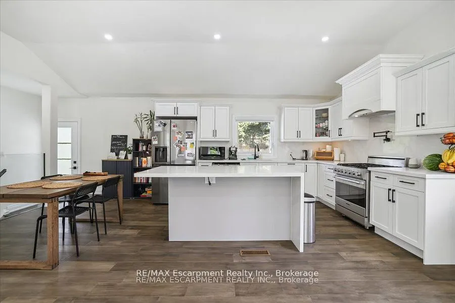 214 Lakewood Drive