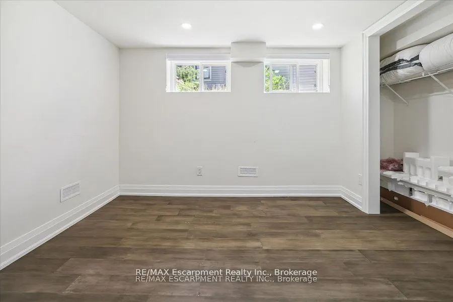 214 Lakewood Drive