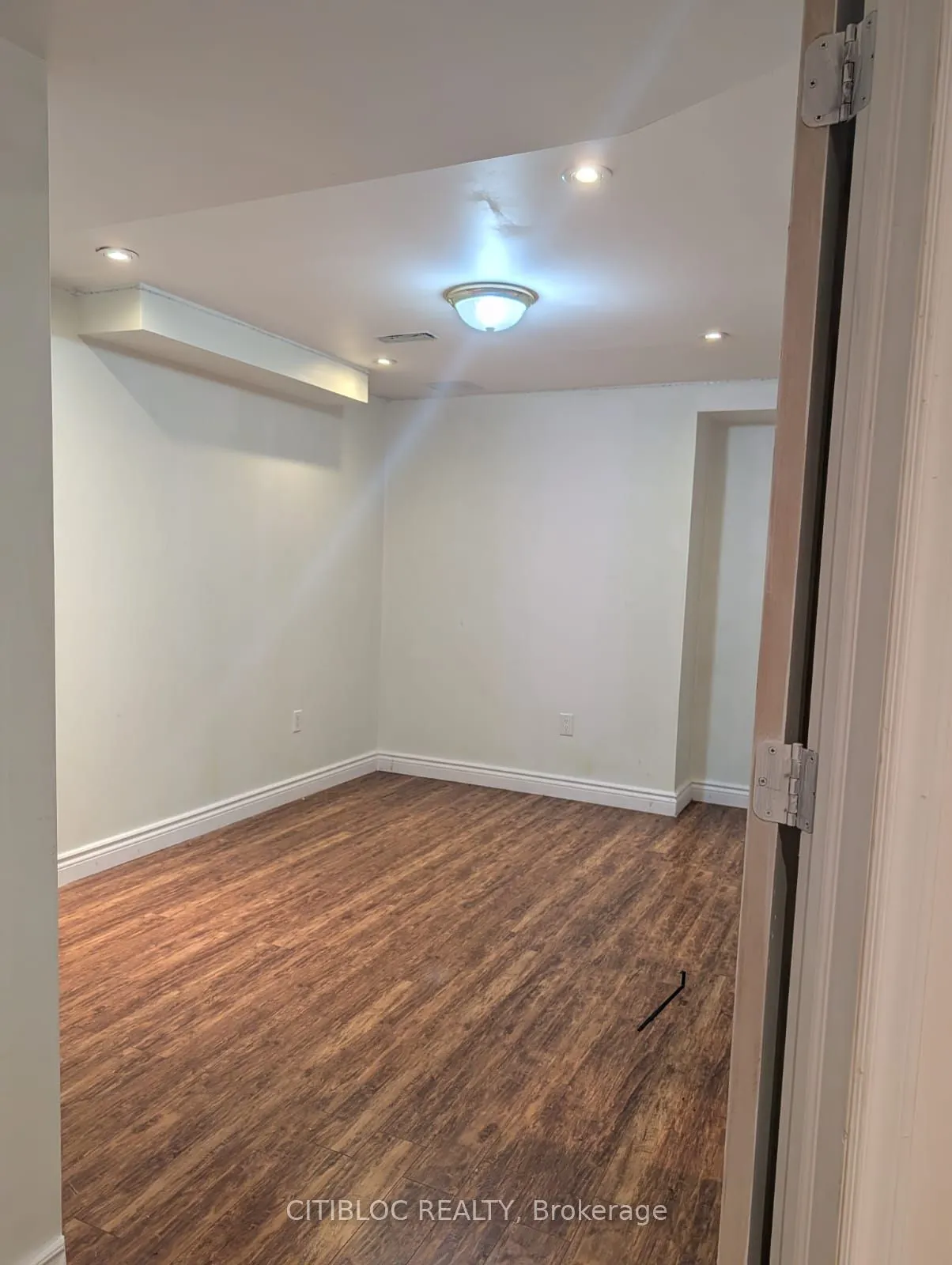64 Calderstone Road, #Lower