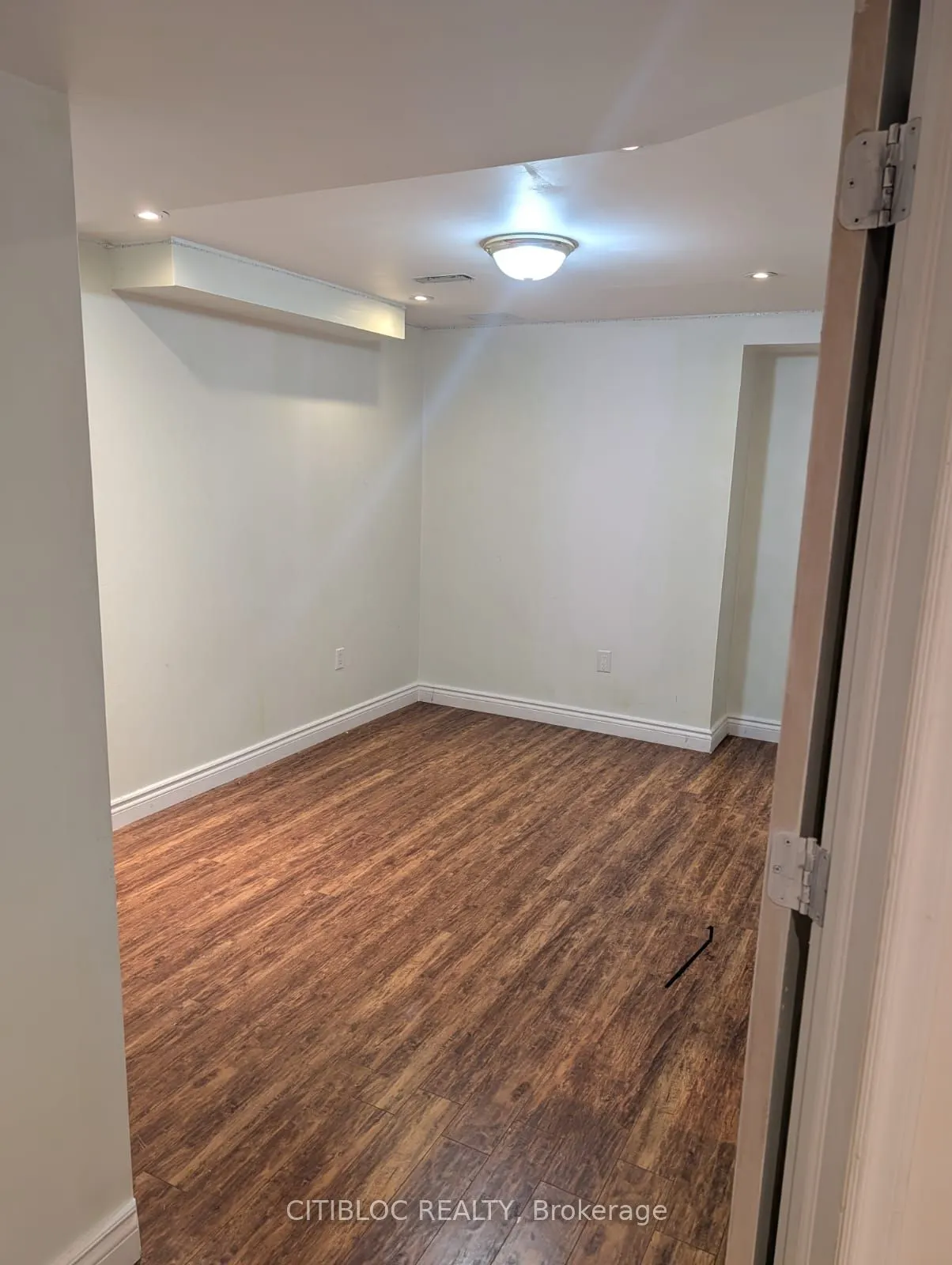 64 Calderstone Road, #Lower