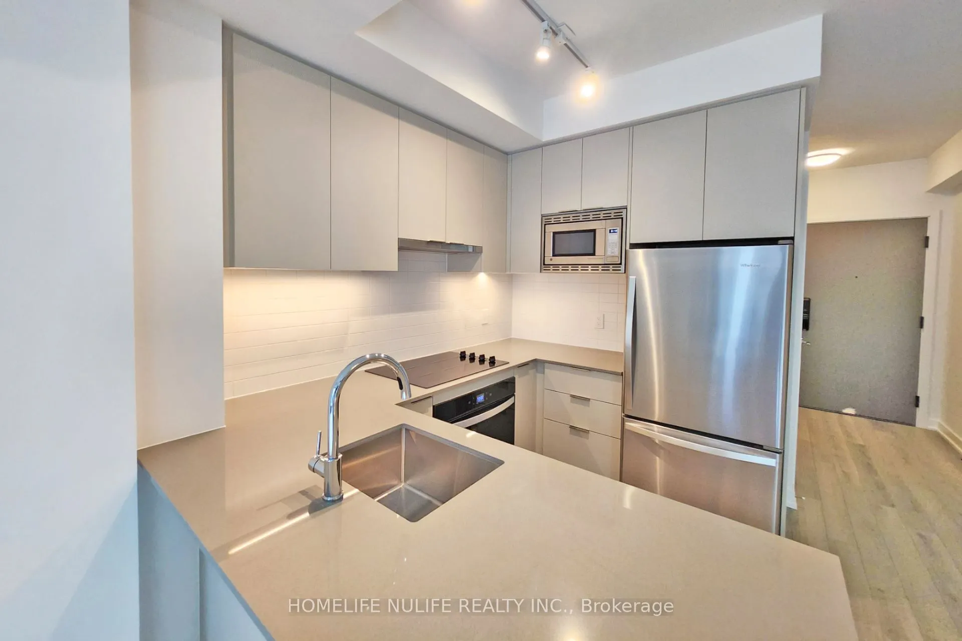 3079 Trafalgar Road, #1401