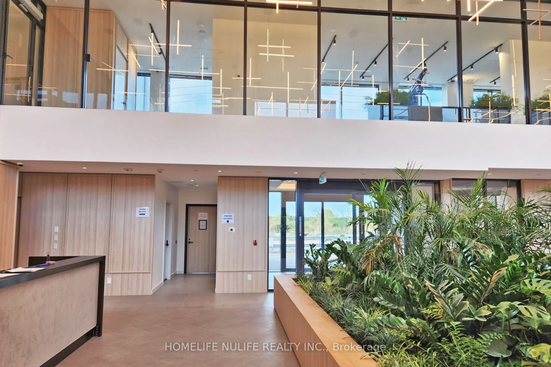 3079 Trafalgar Road, #1401
