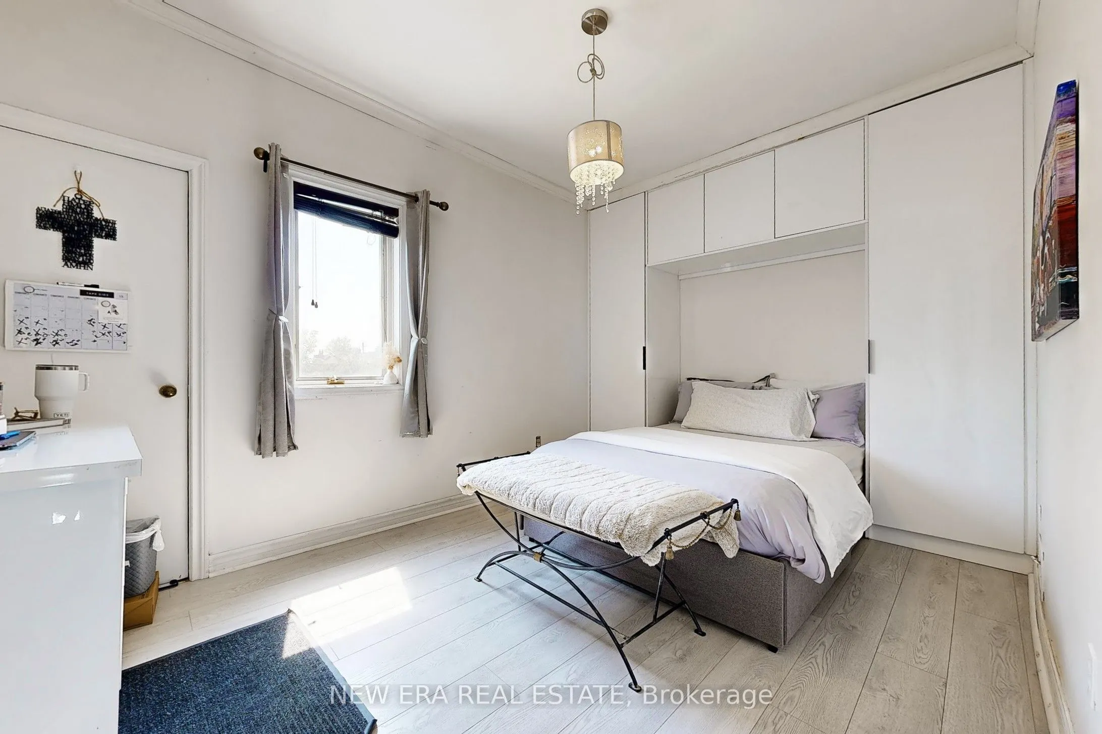 53 Burnfield Avenue