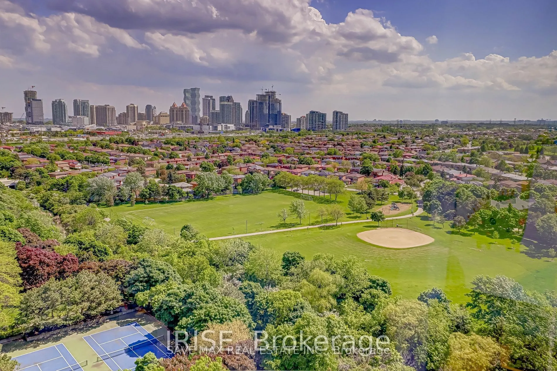 50 Eglington Avenue W, #1906