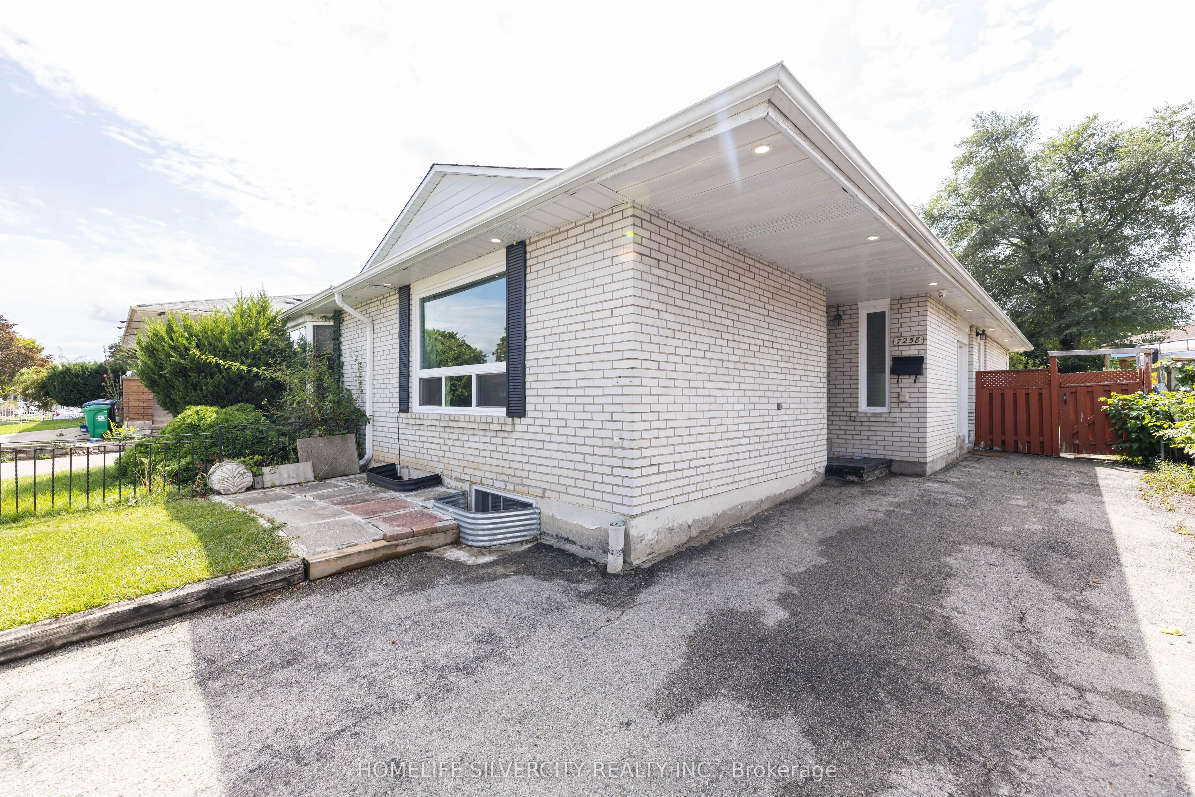 7258 Reindeer Drive
