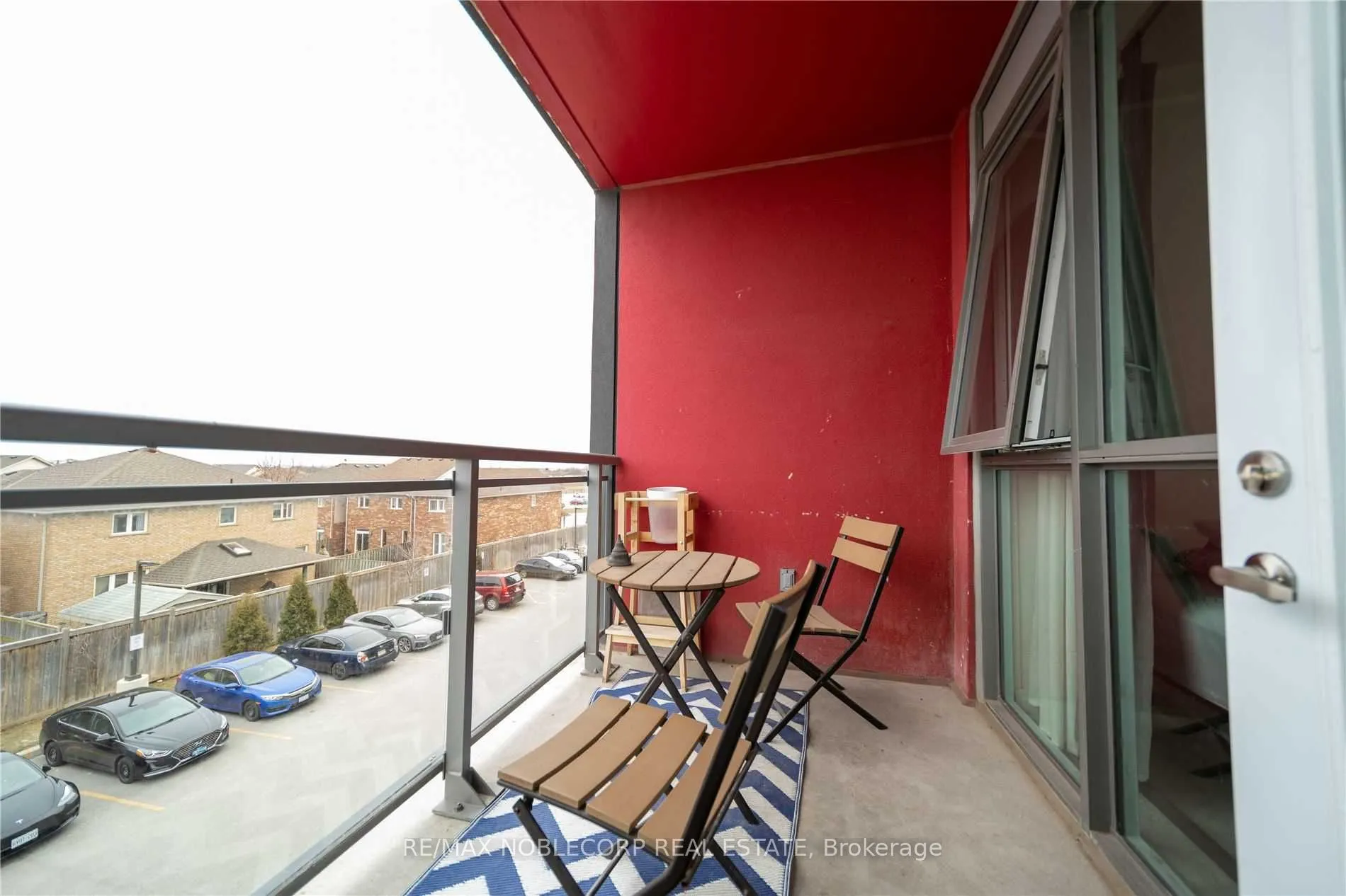 5260 Dundas Street, #C321