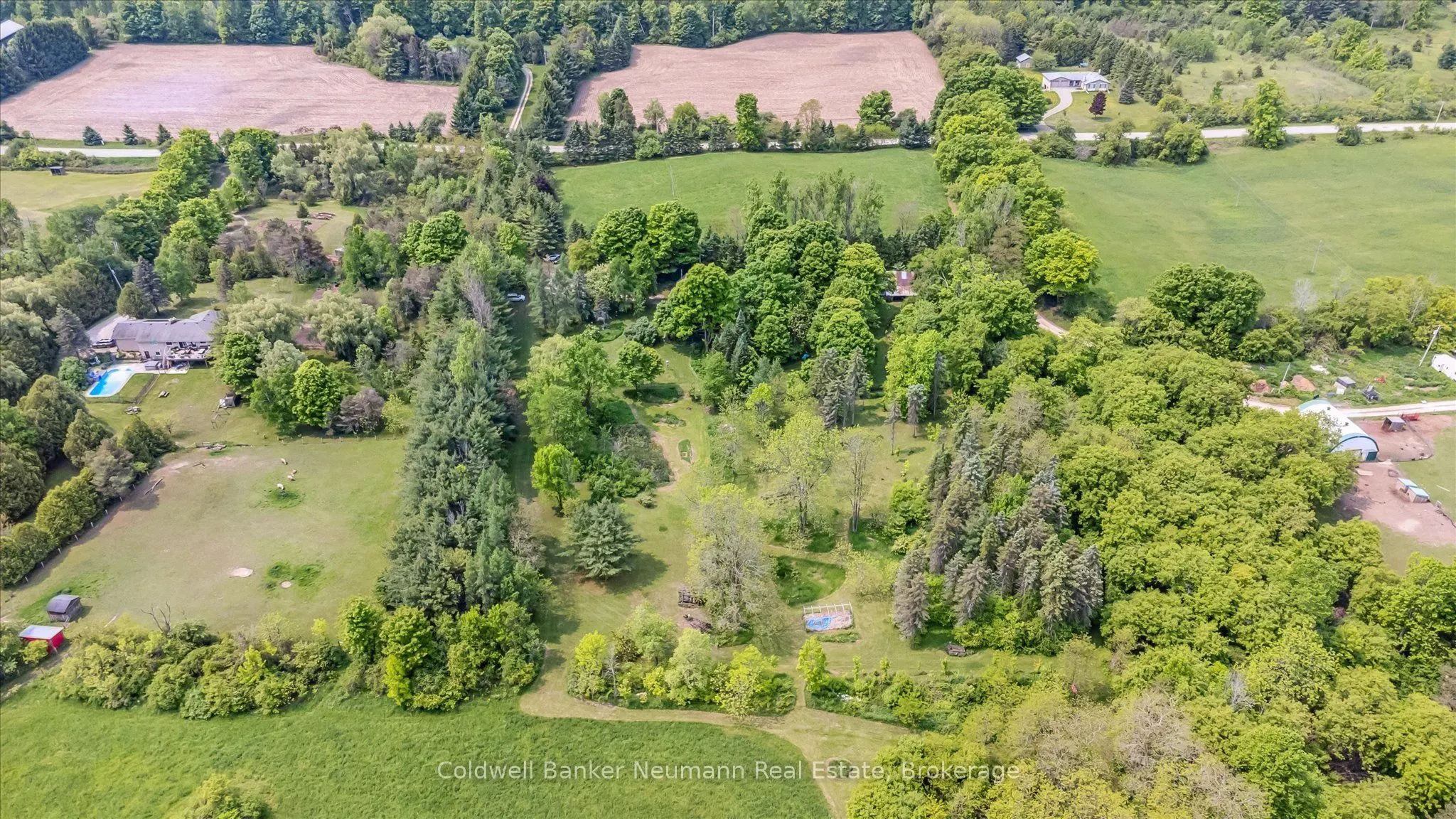 13085 Nassagaweya Puslinch Townline