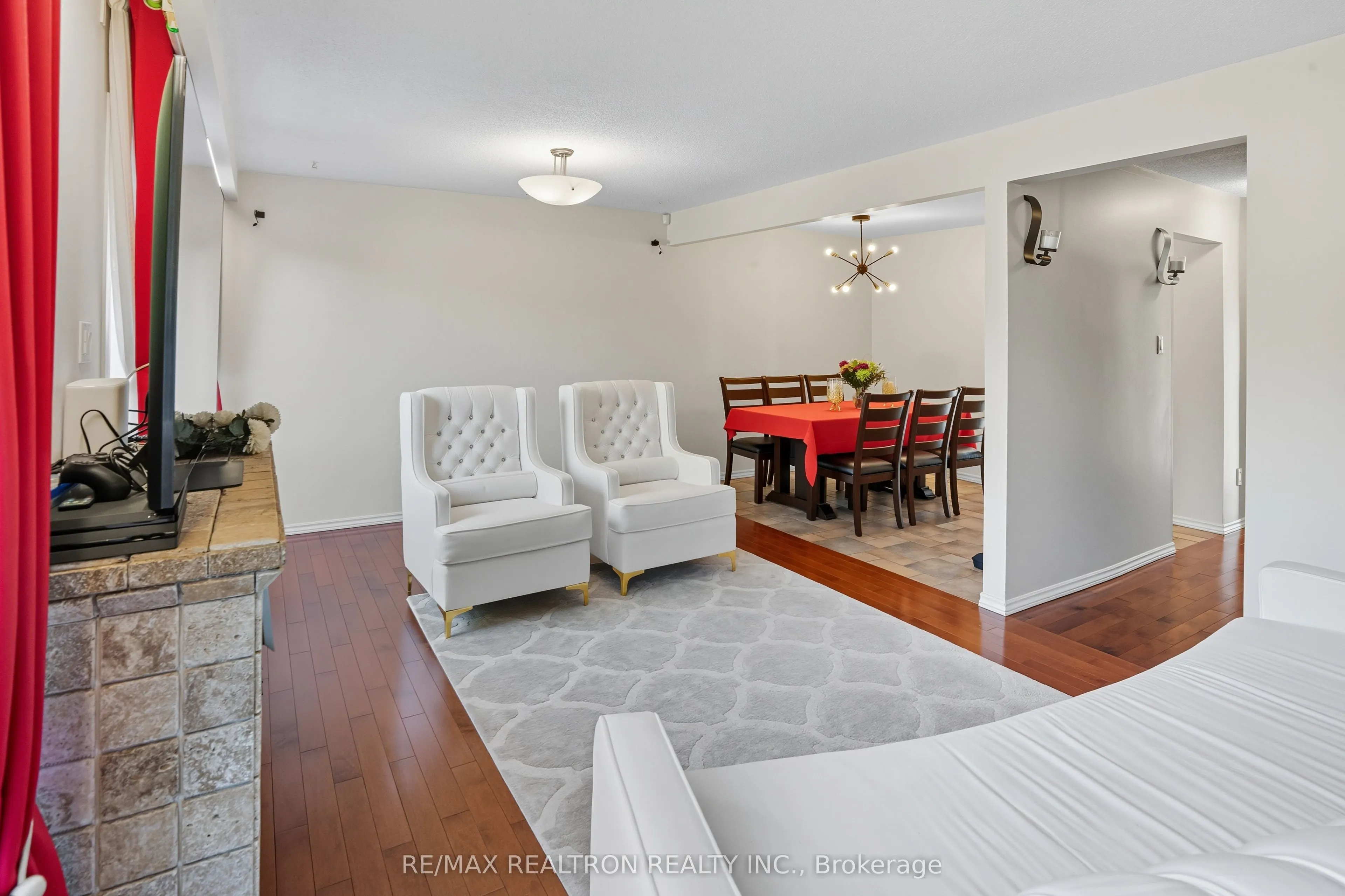19 Centennial Park Road, #10