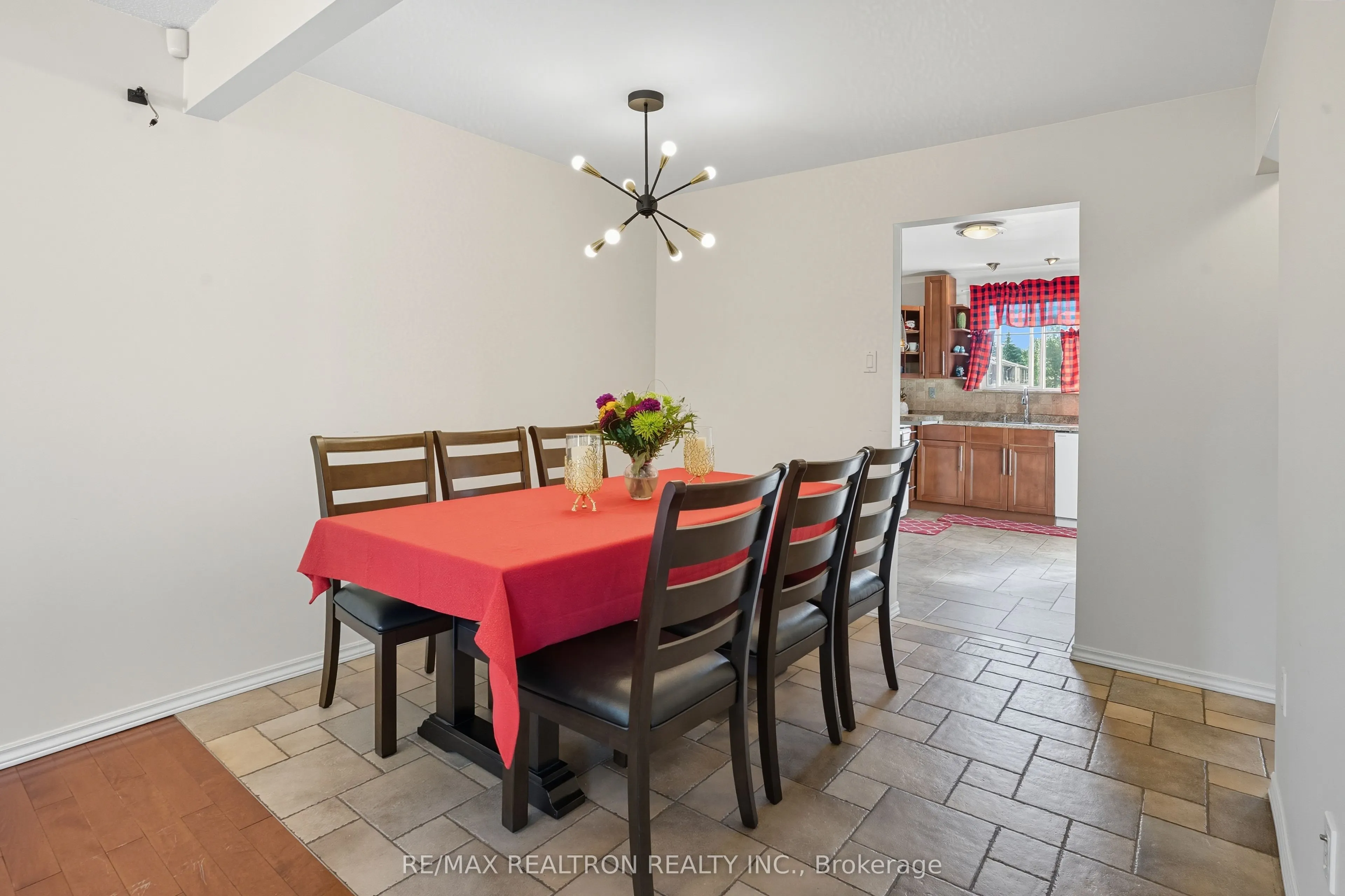 19 Centennial Park Road, #10