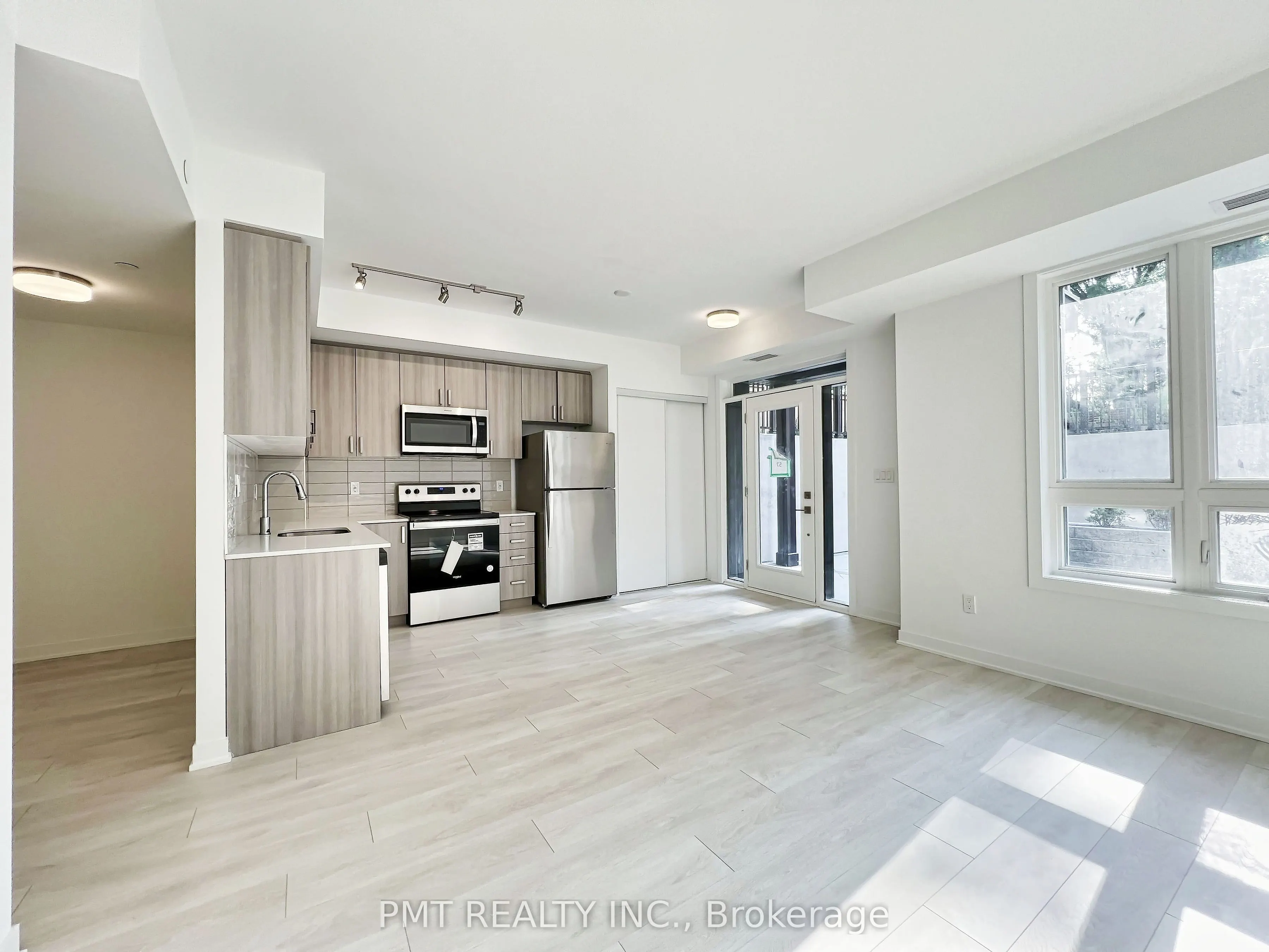 4045 Hickory Drive, #1