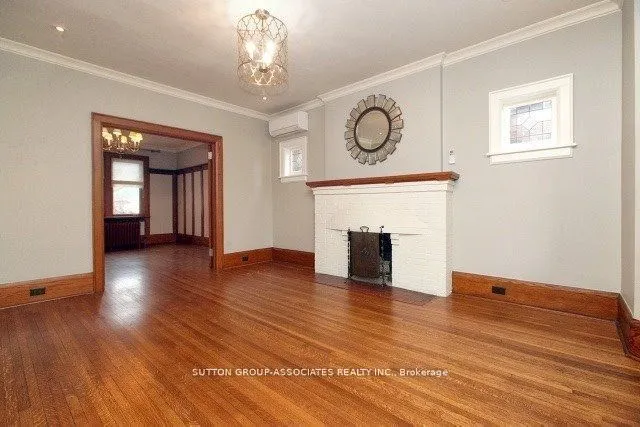 36 Glenholme Avenue, #Main
