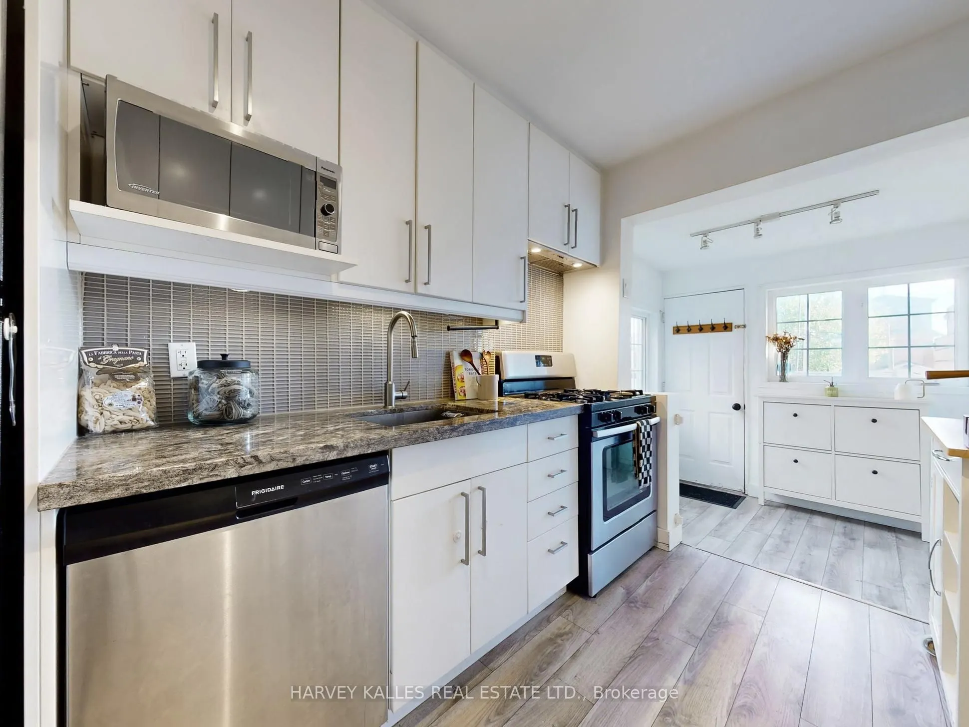 211 Rosemount Avenue