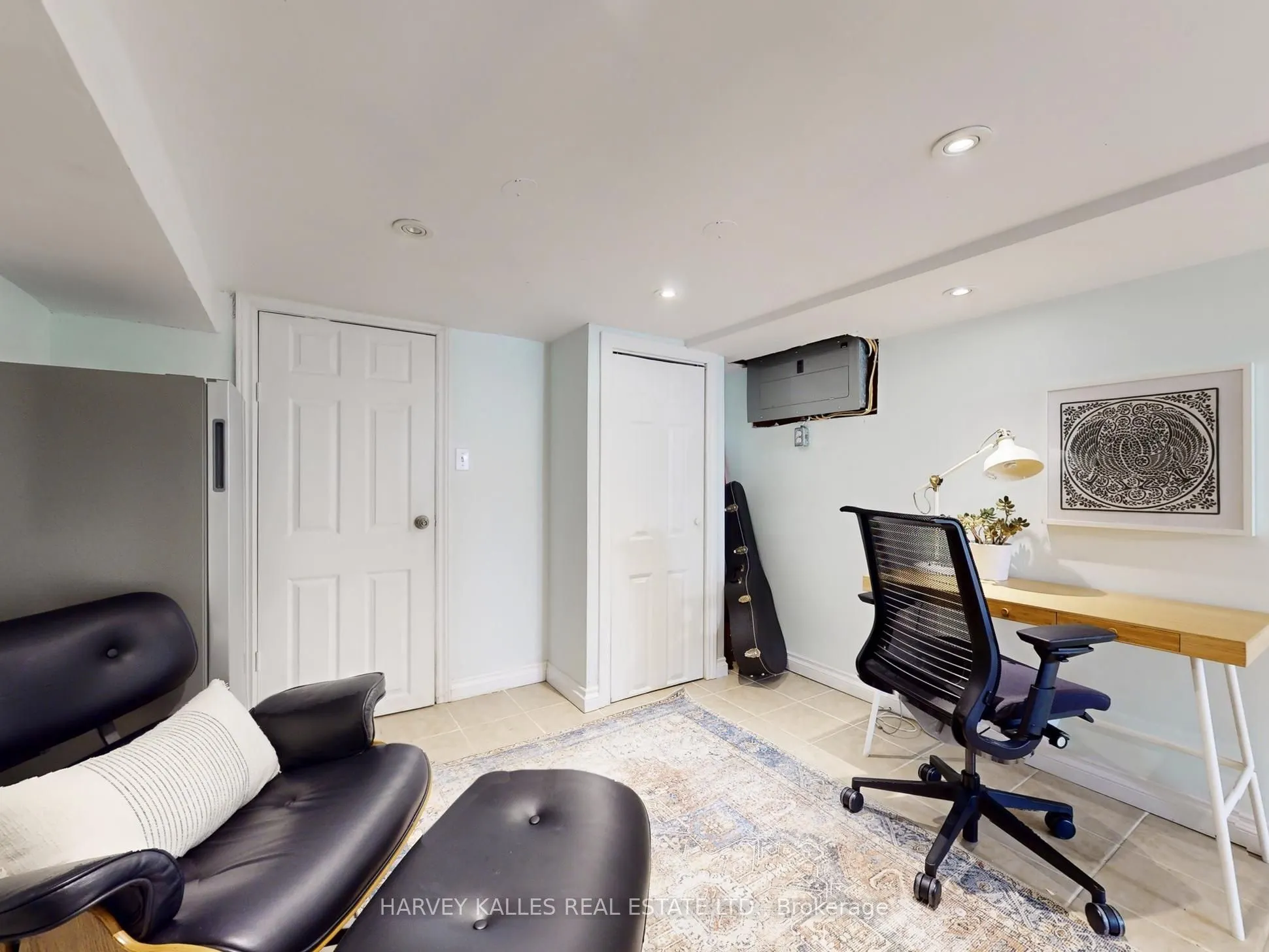 211 Rosemount Avenue
