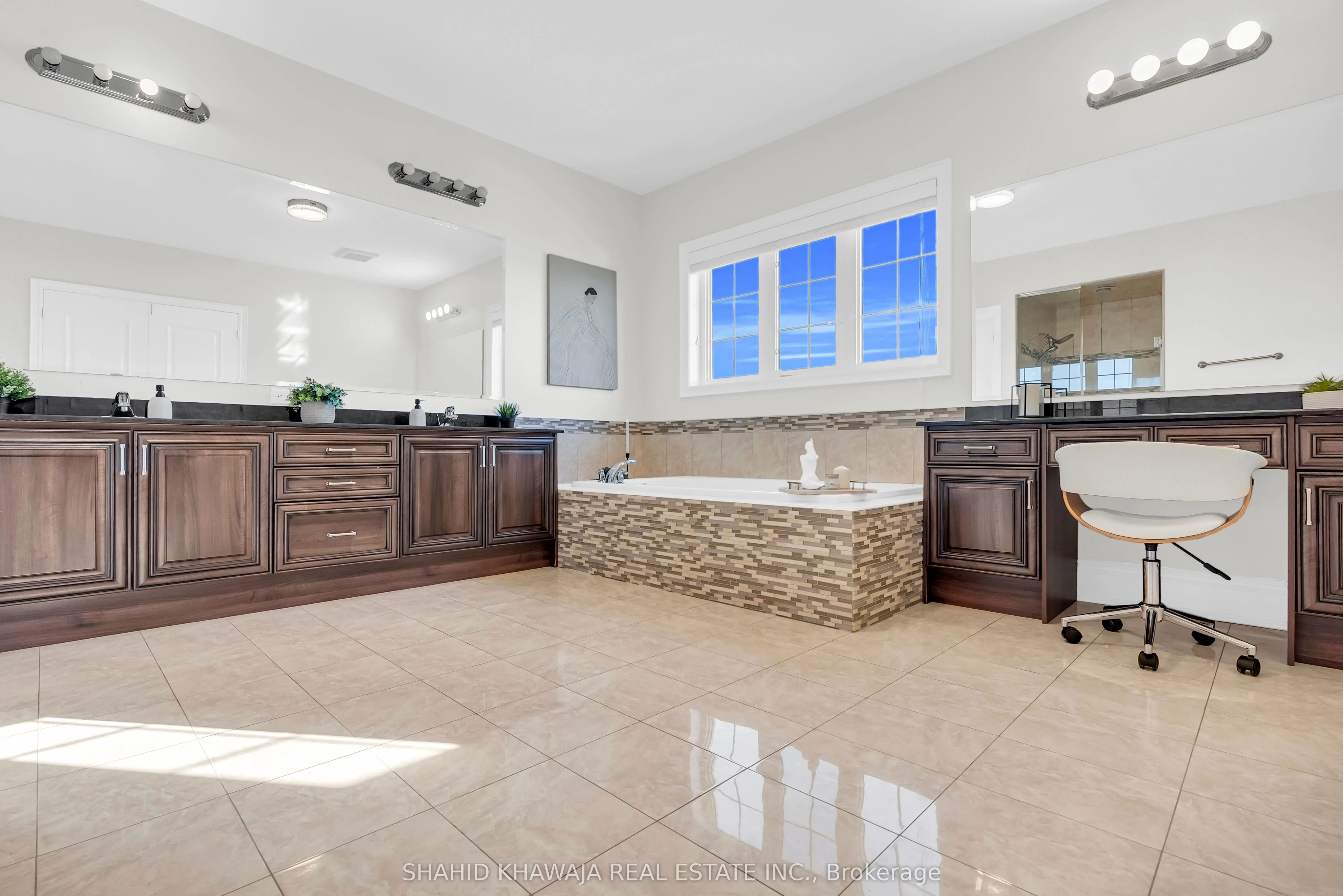 5063 Summersky Court